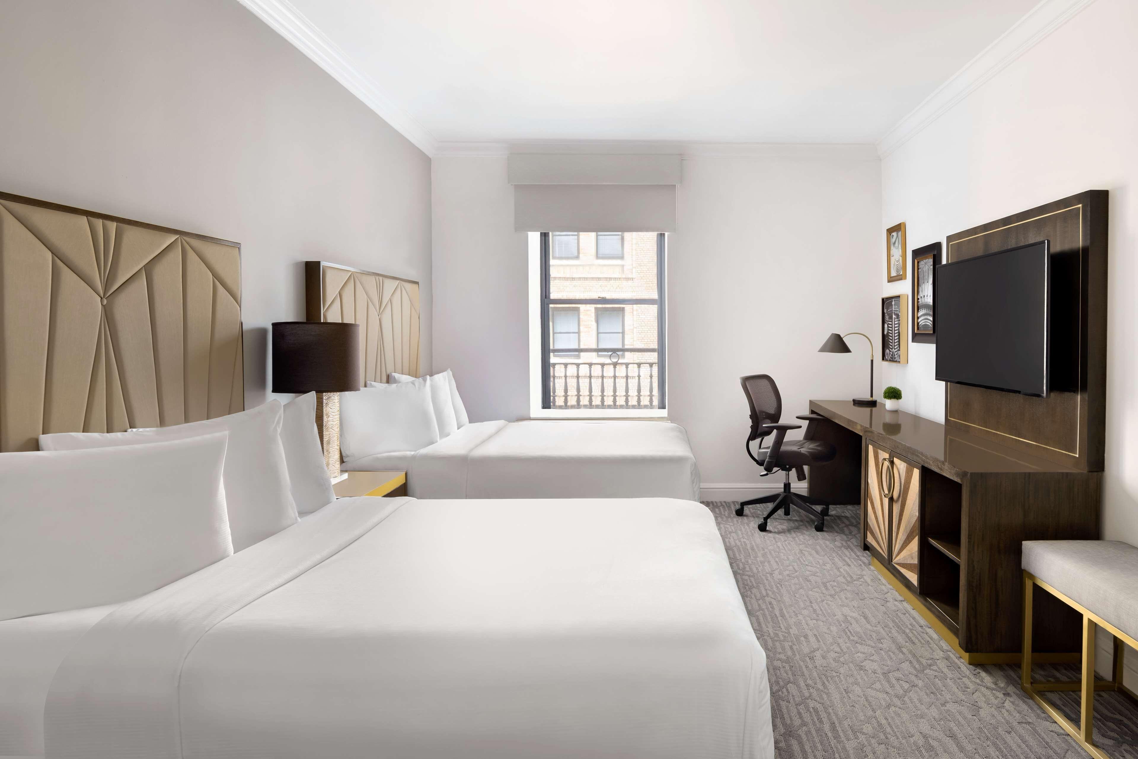 Hotel Martinique On Broadway, Curio Collection By Hilton New York