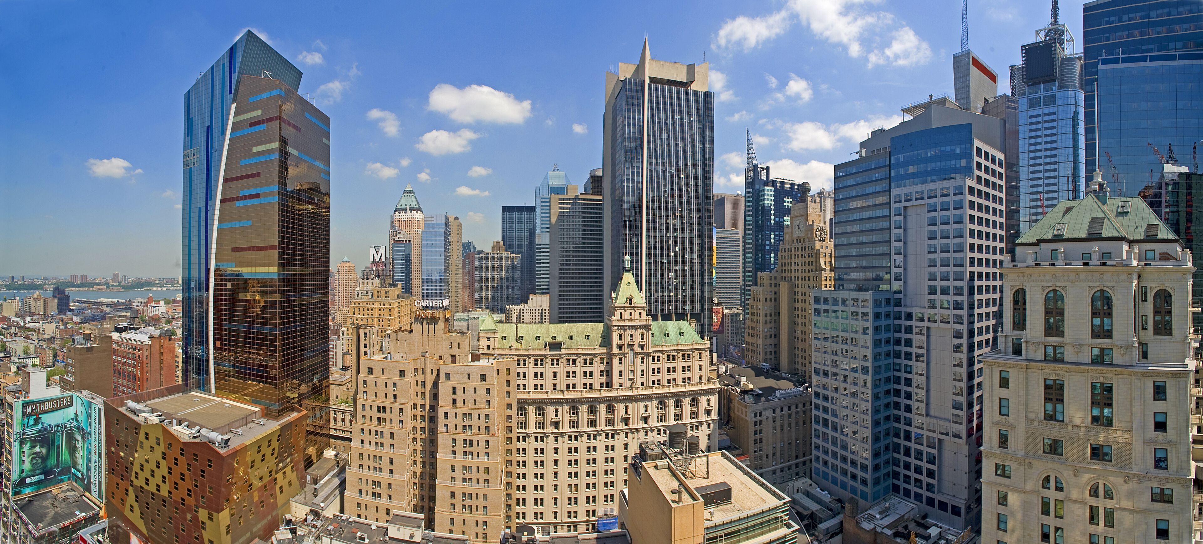 Hilton Times Square 4*