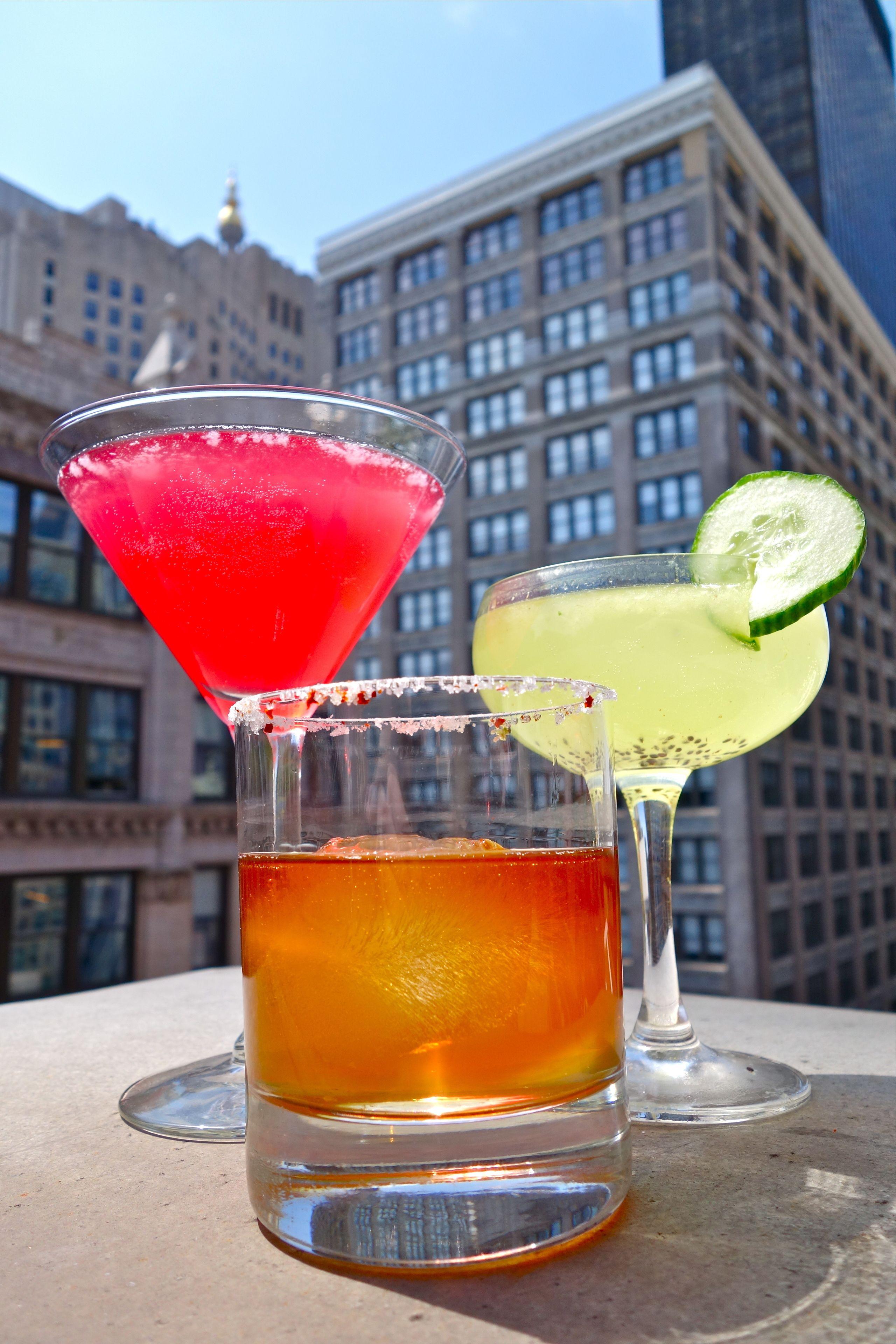 Giraffe By Library Collection 4* New York