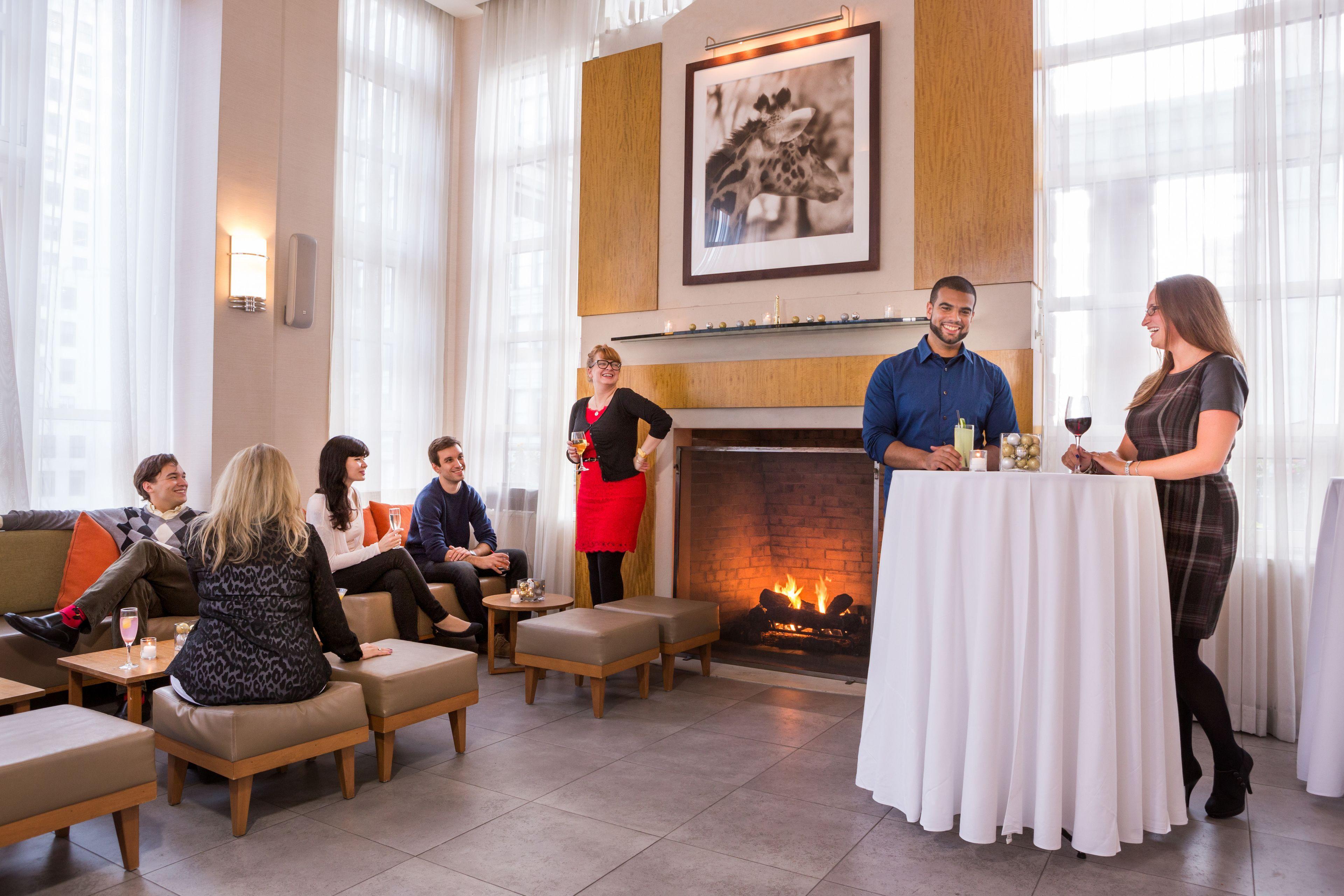 Hotel Giraffe By Library Collection