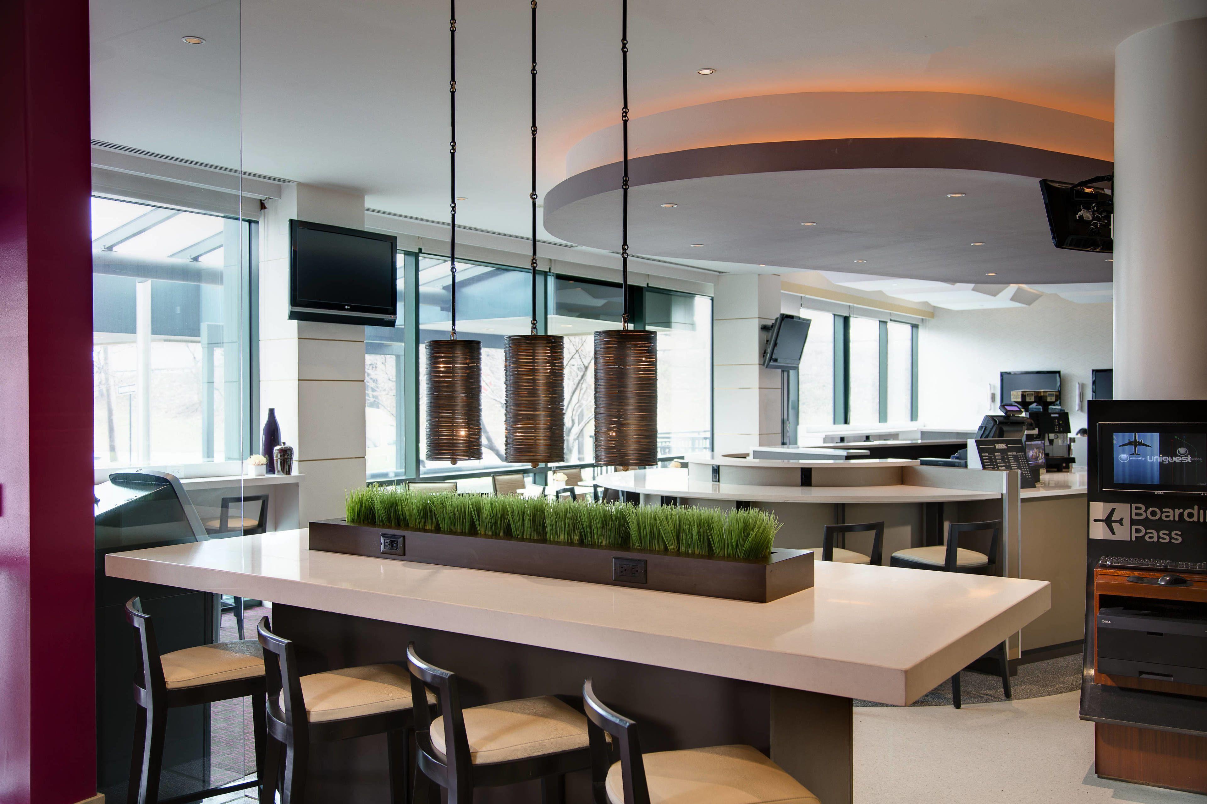 Courtyard By Marriott Jfk Airport Hotel