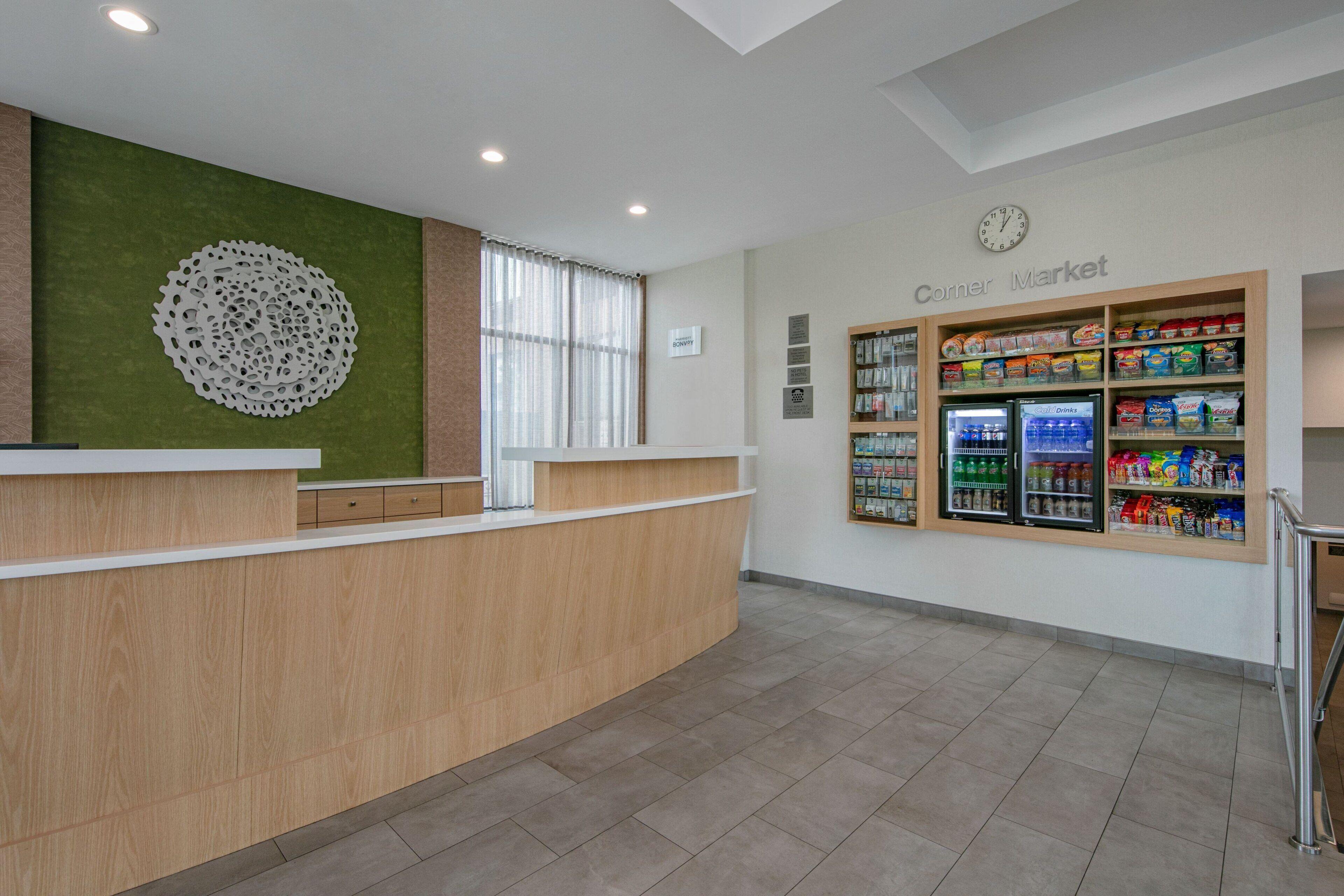 Hotel Fairfield By Marriott Jfk Airport
