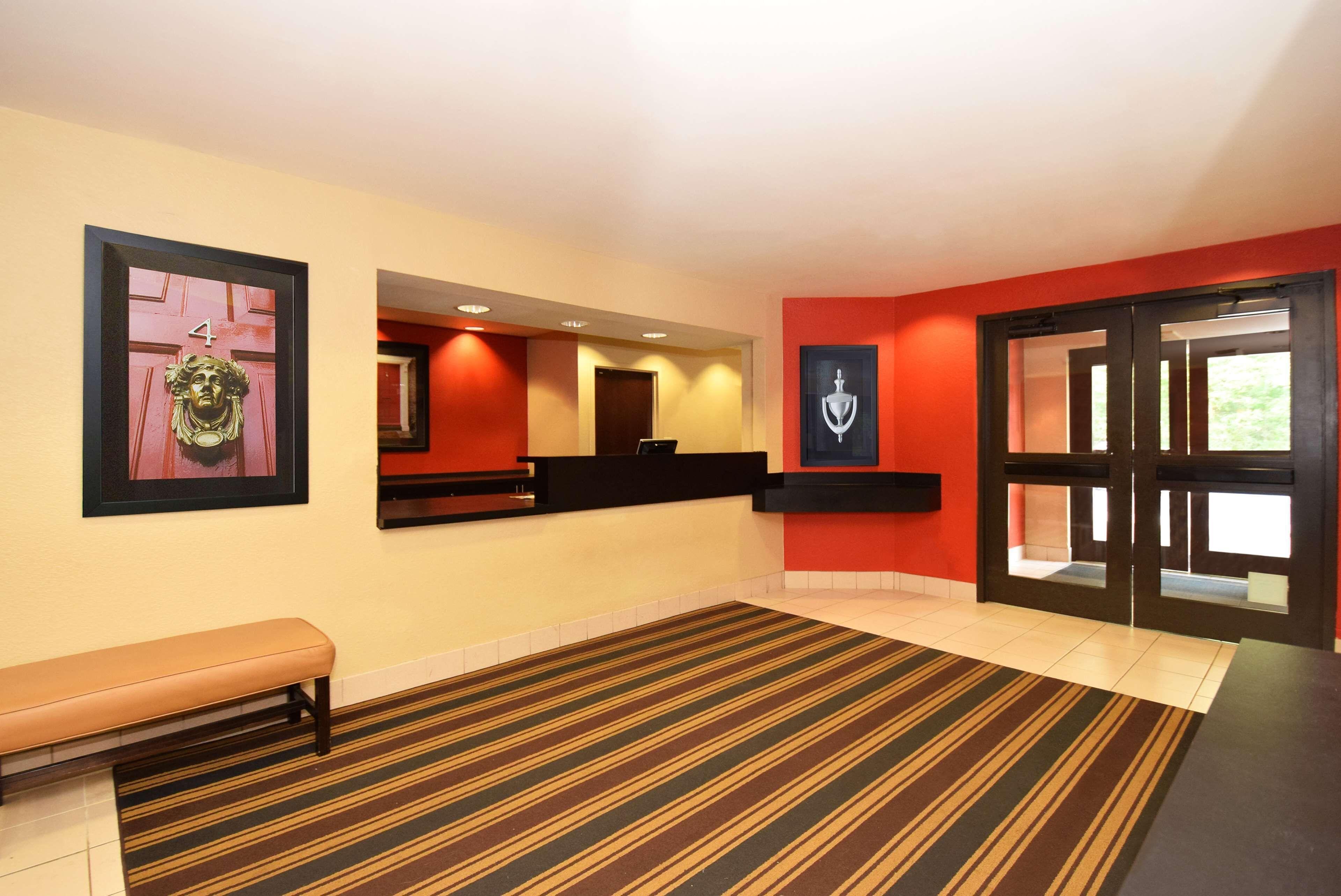 Extended America - - Laguardia Airport Hotel 2*