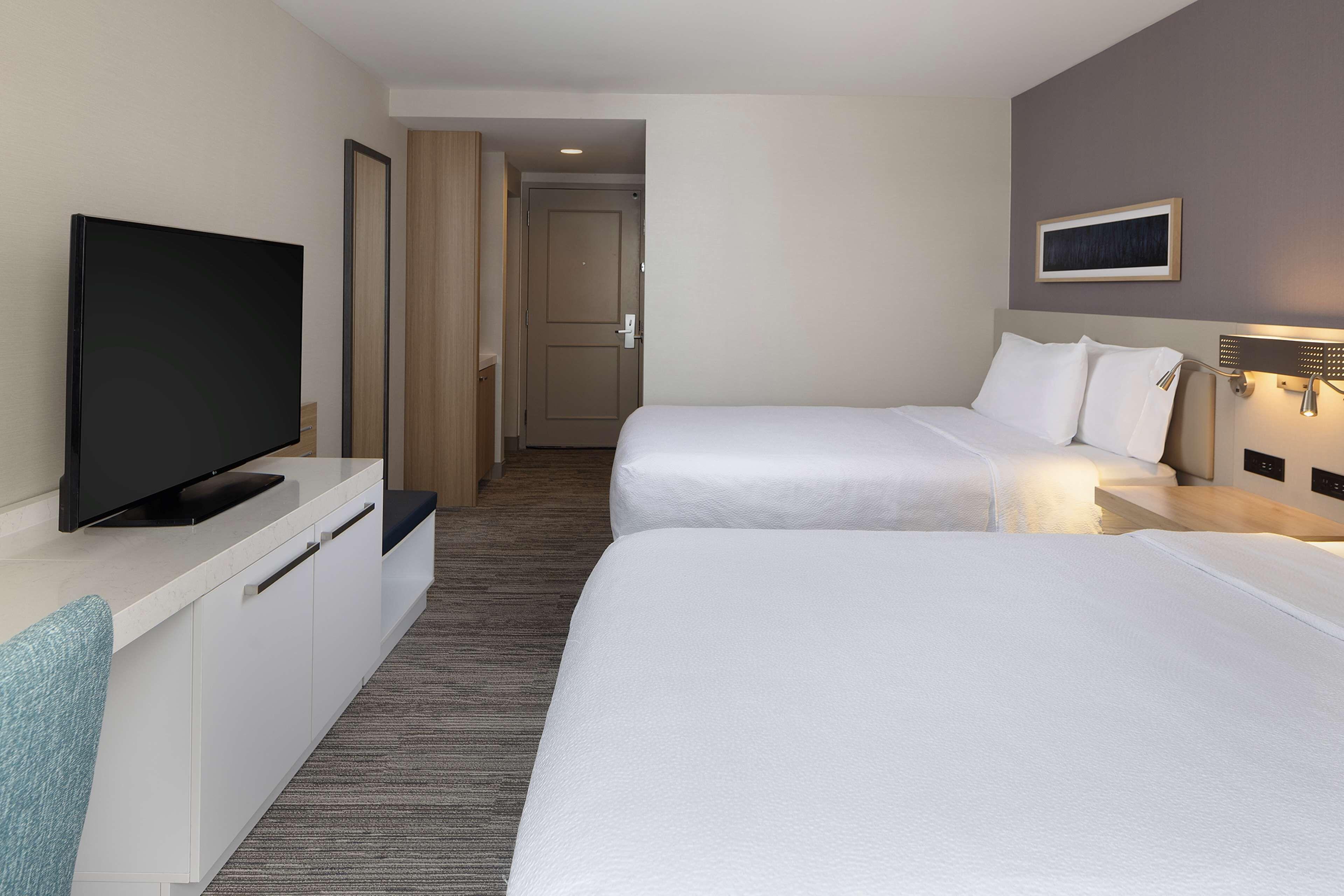 Hilton Garden Queens Jfk Hotel