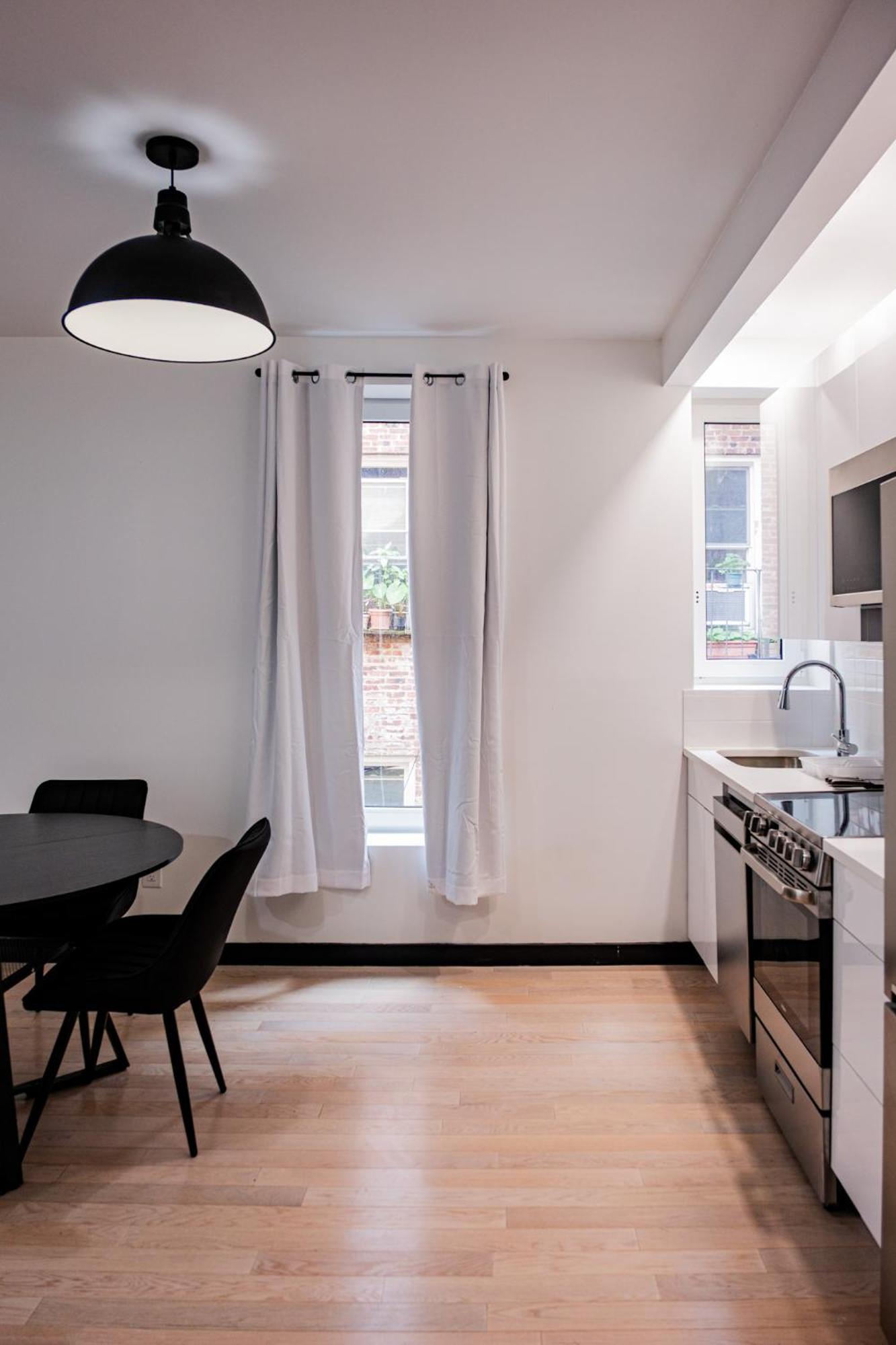 4 Bed 4 Bath In Ditmas Park New York