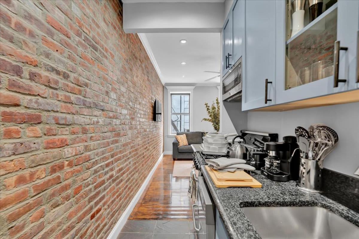 Stylish 3br-2ba In Gramercy -modern & Apartment New York