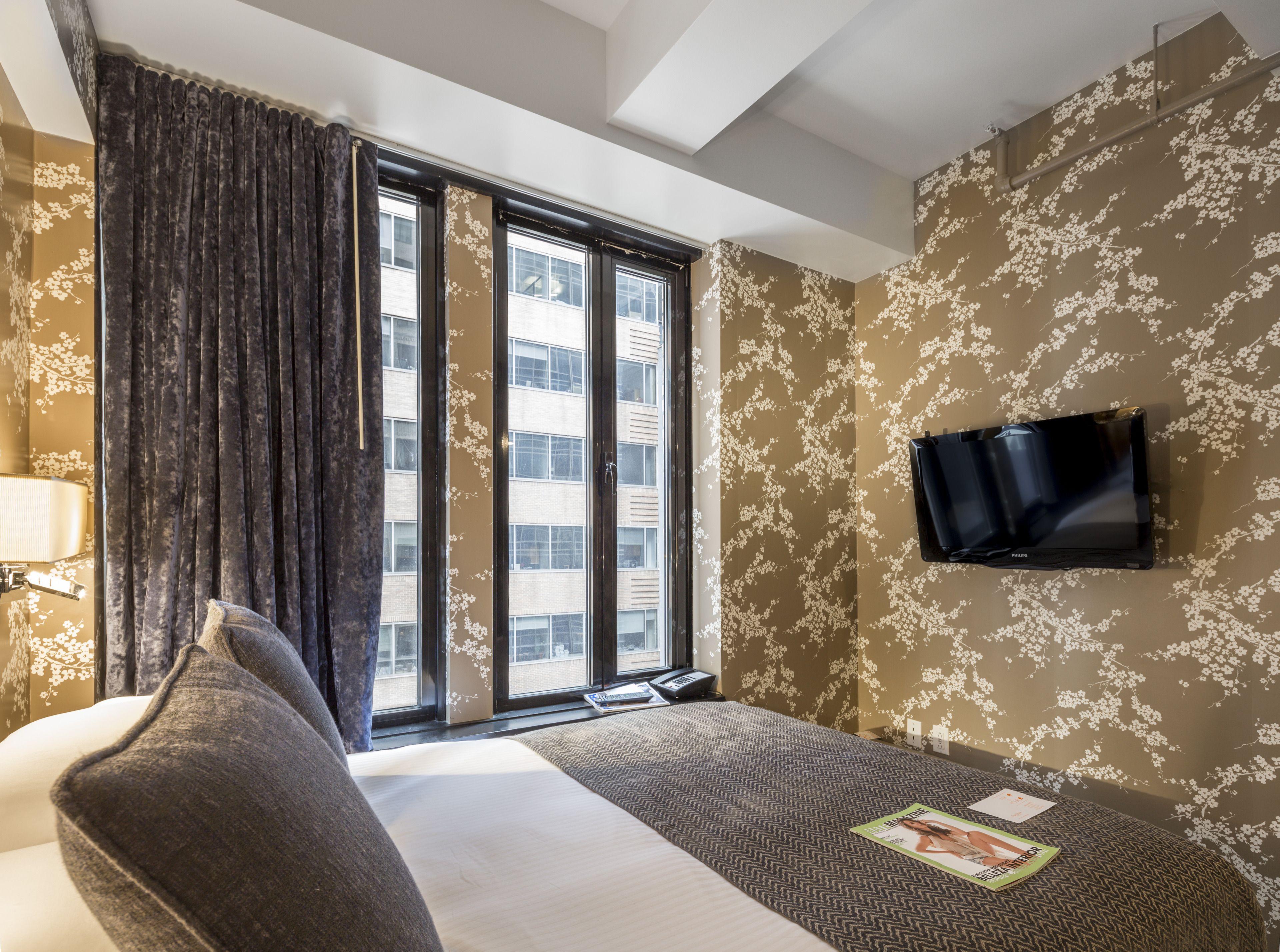 45 Times Square Hotel