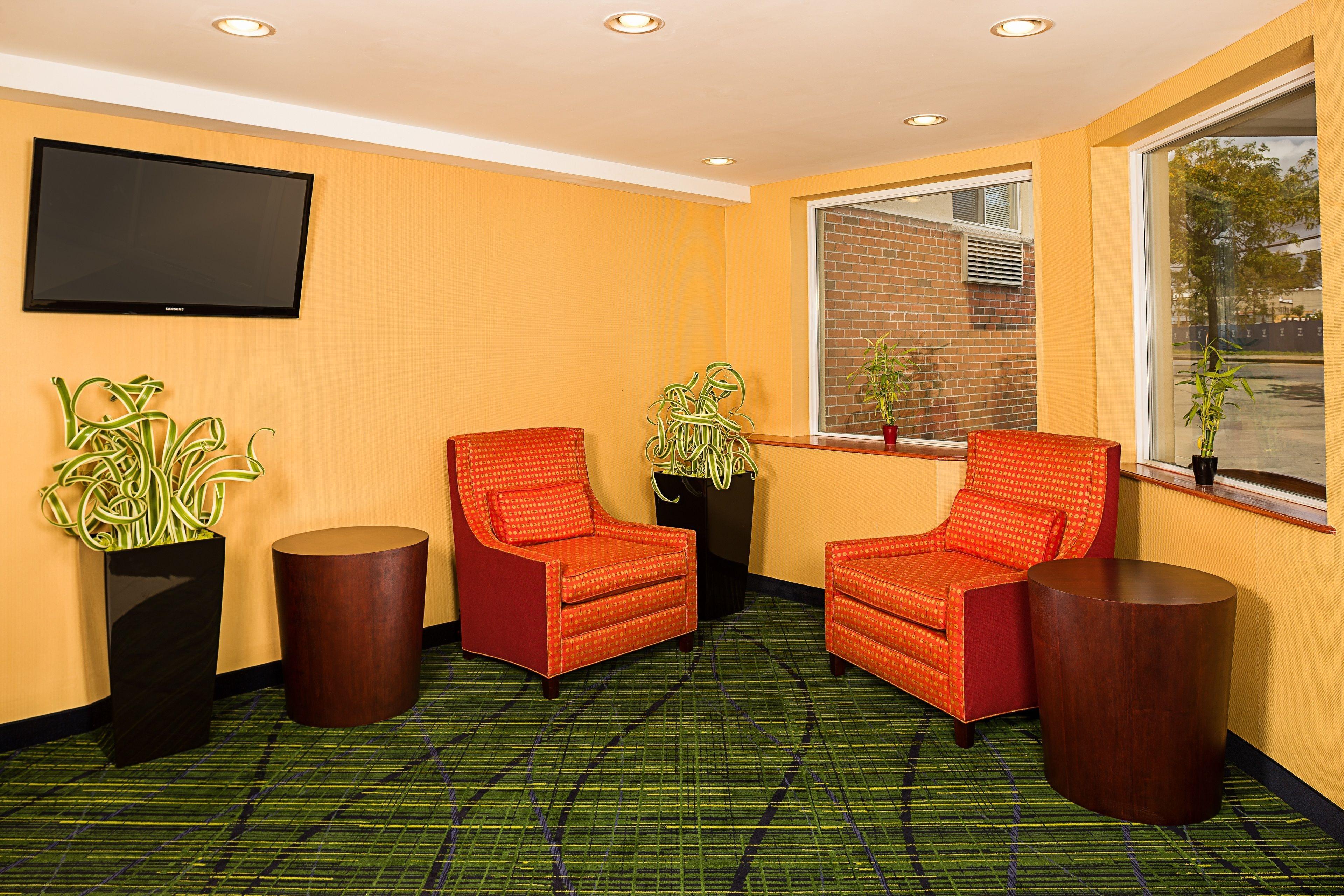 Hotel Fairfield By Marriott Laguardia Airport/flushing 3*