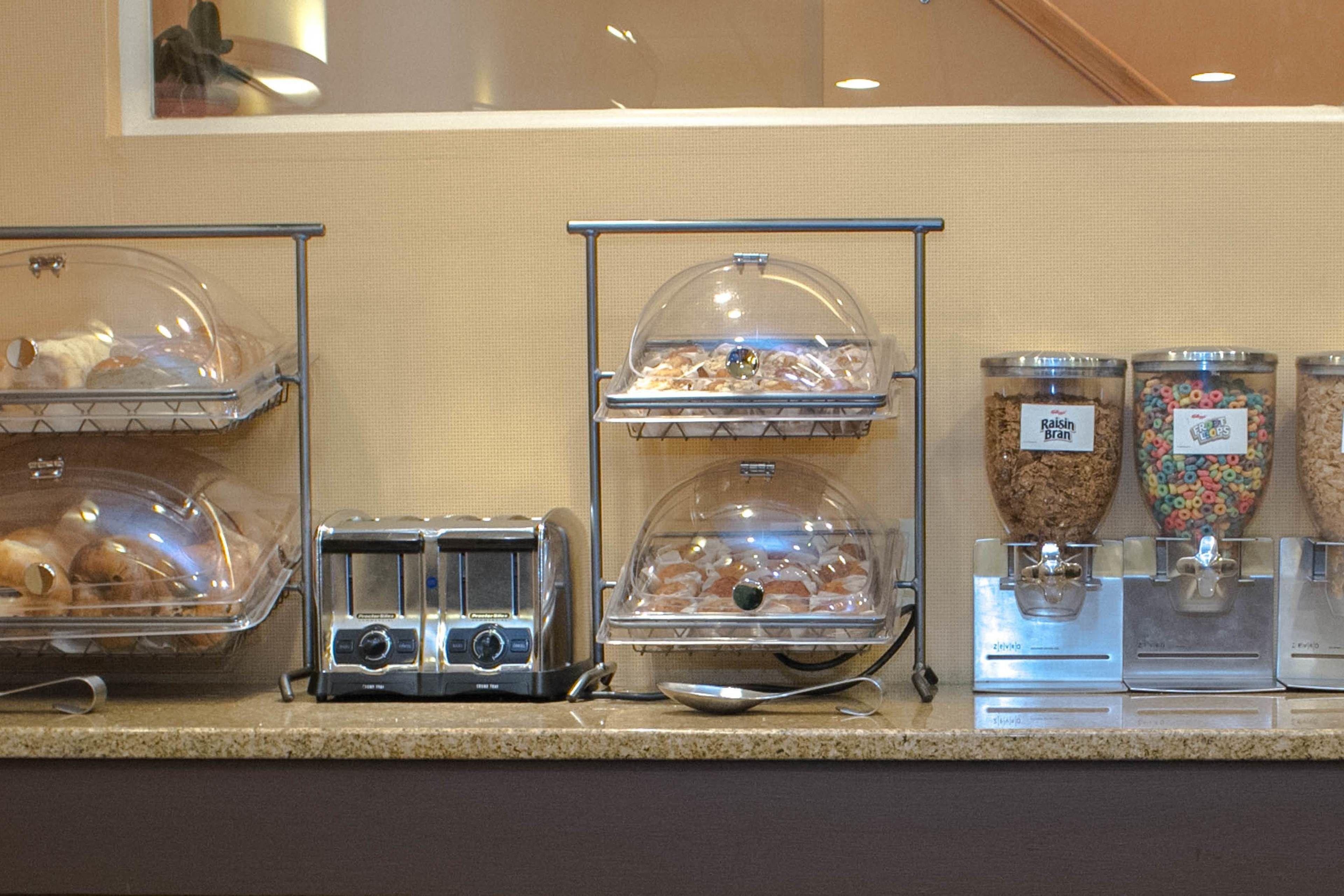 Hotel Fairfield By Marriott Laguardia Airport/flushing New York