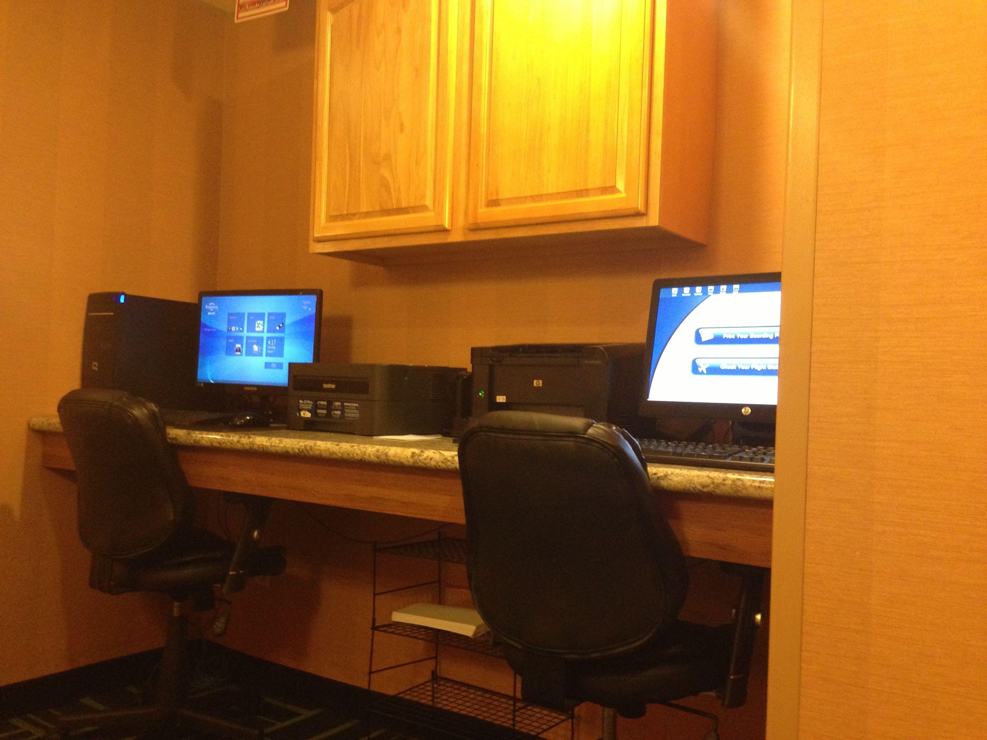 Hotel Fairfield By Marriott Laguardia Airport/flushing 3*