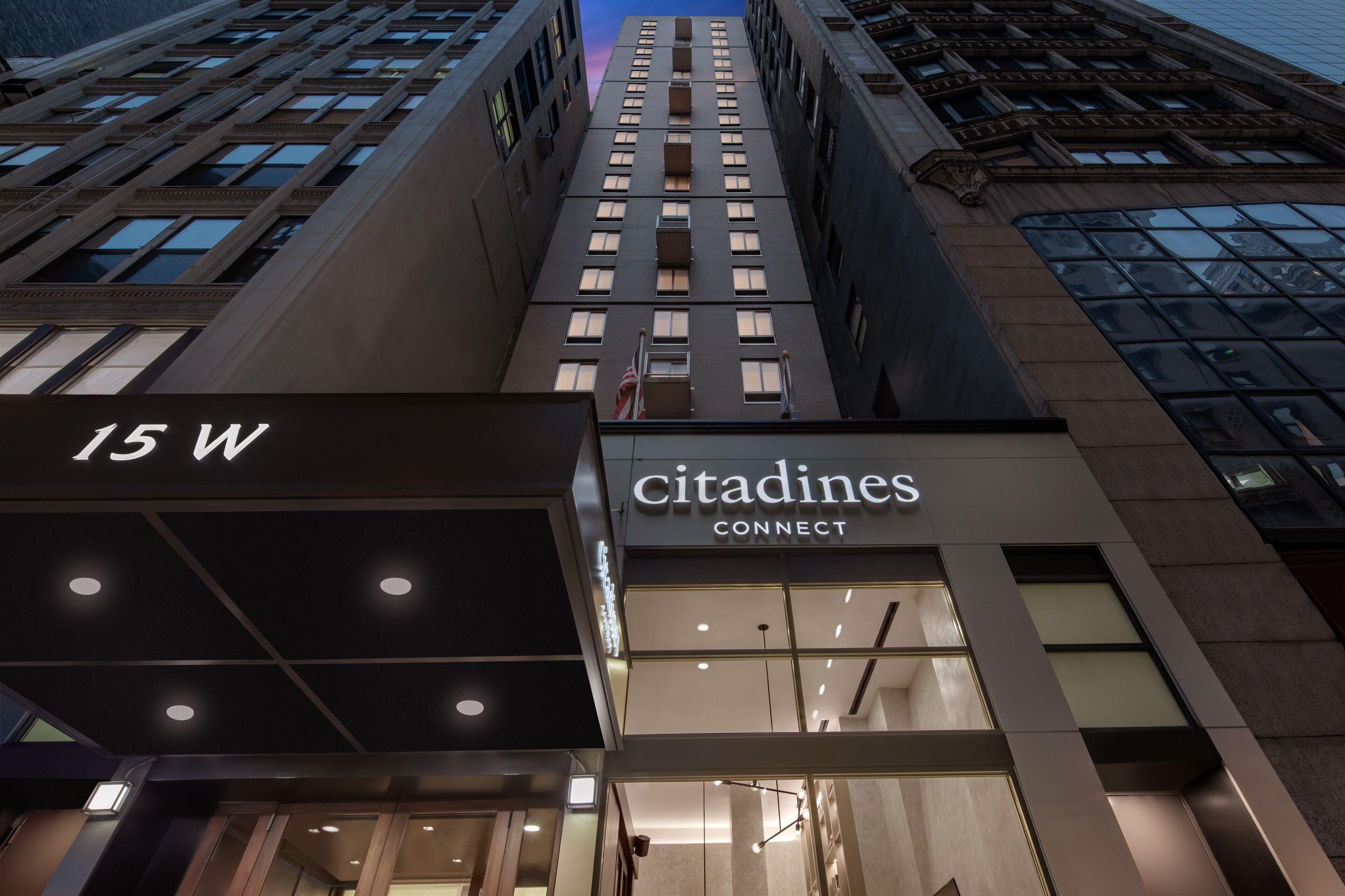 Citadines Connect Fifth Avenue Hotel
