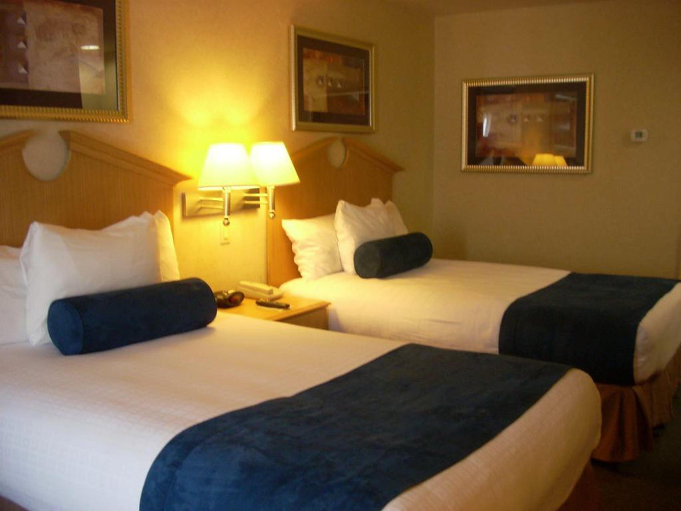 Hotel Marco Laguardia & 3*