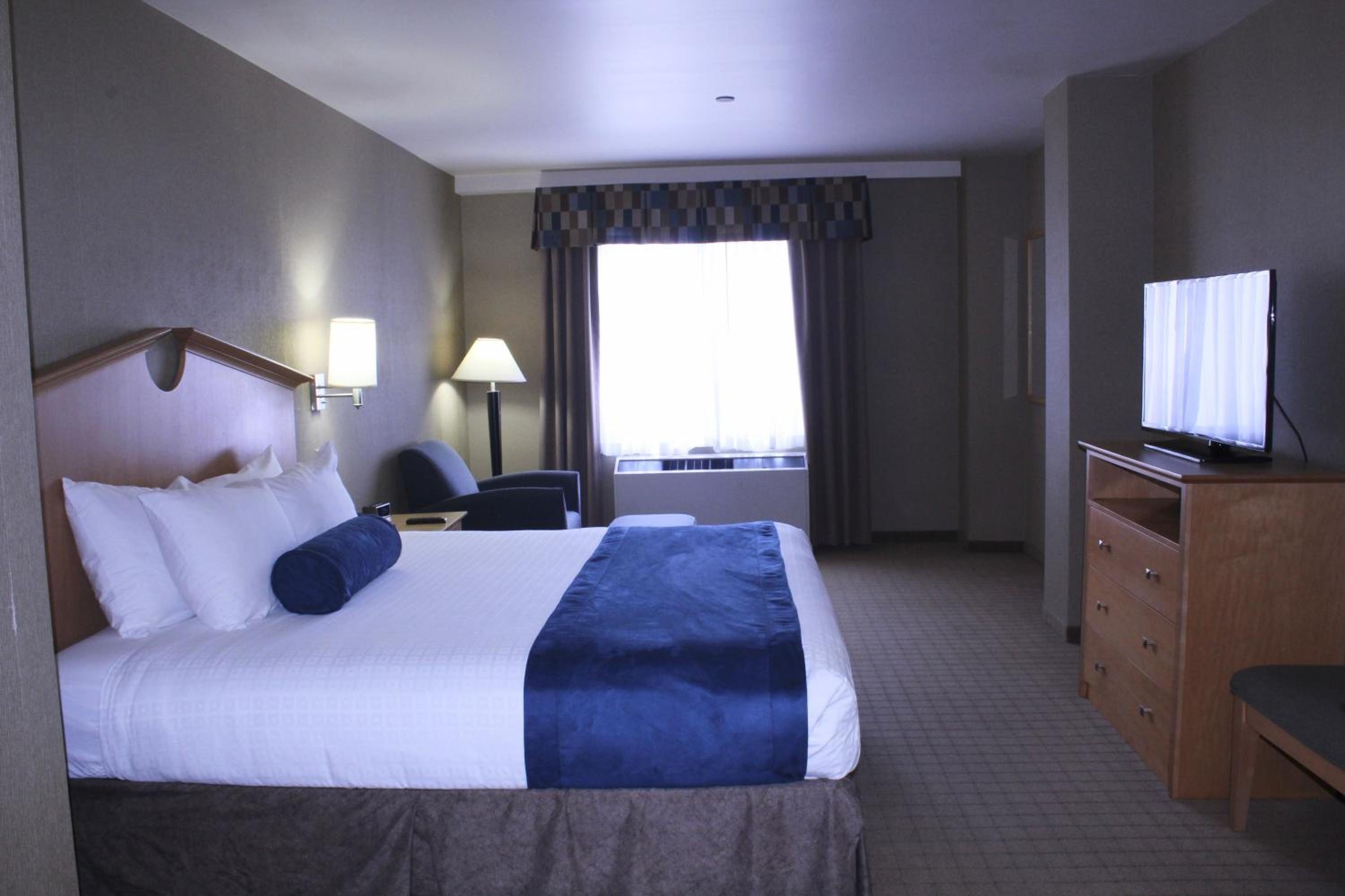 Marco Laguardia & Hotel 3*