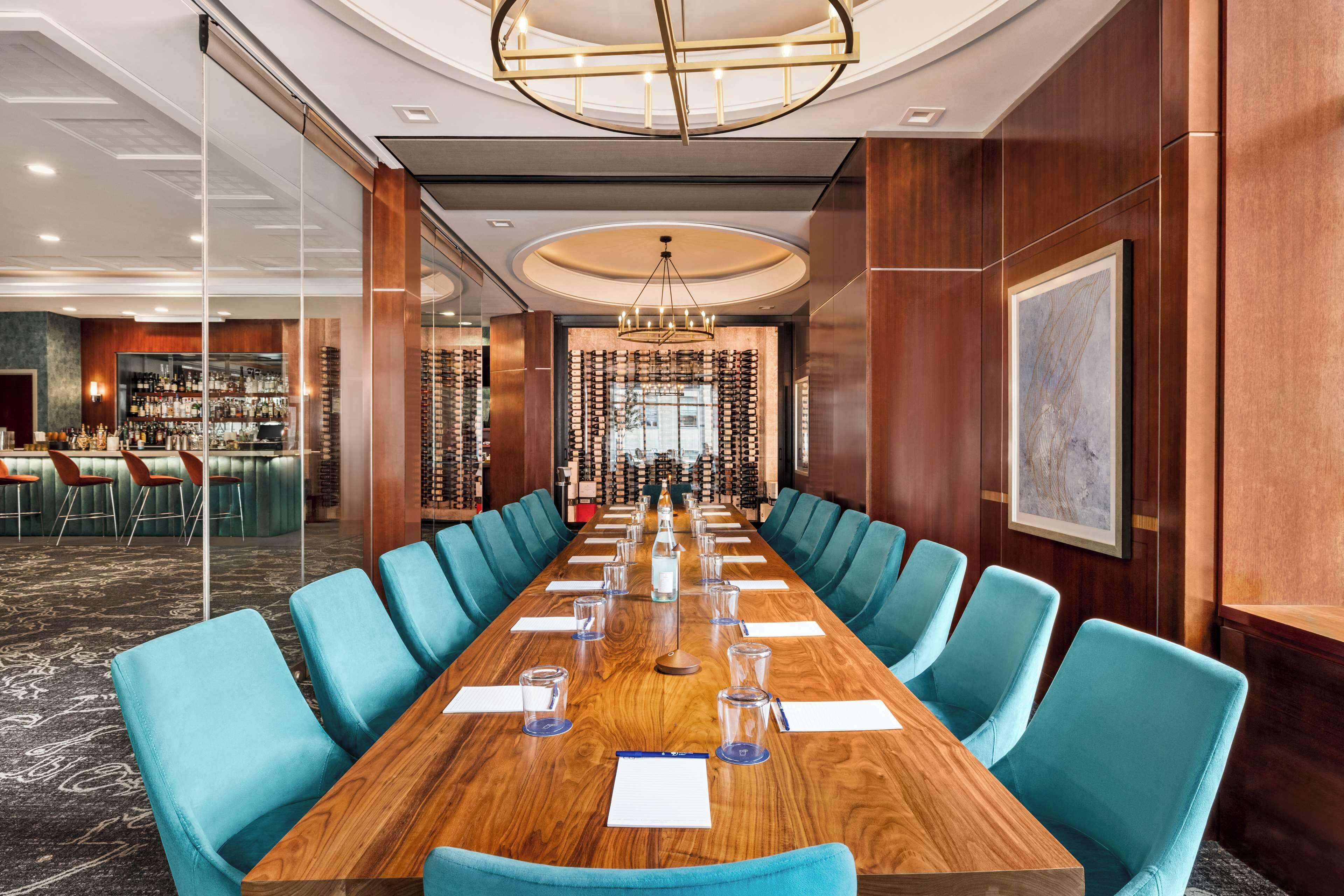 Doubletree By Hilton Midtown Fifth Ave Hotel