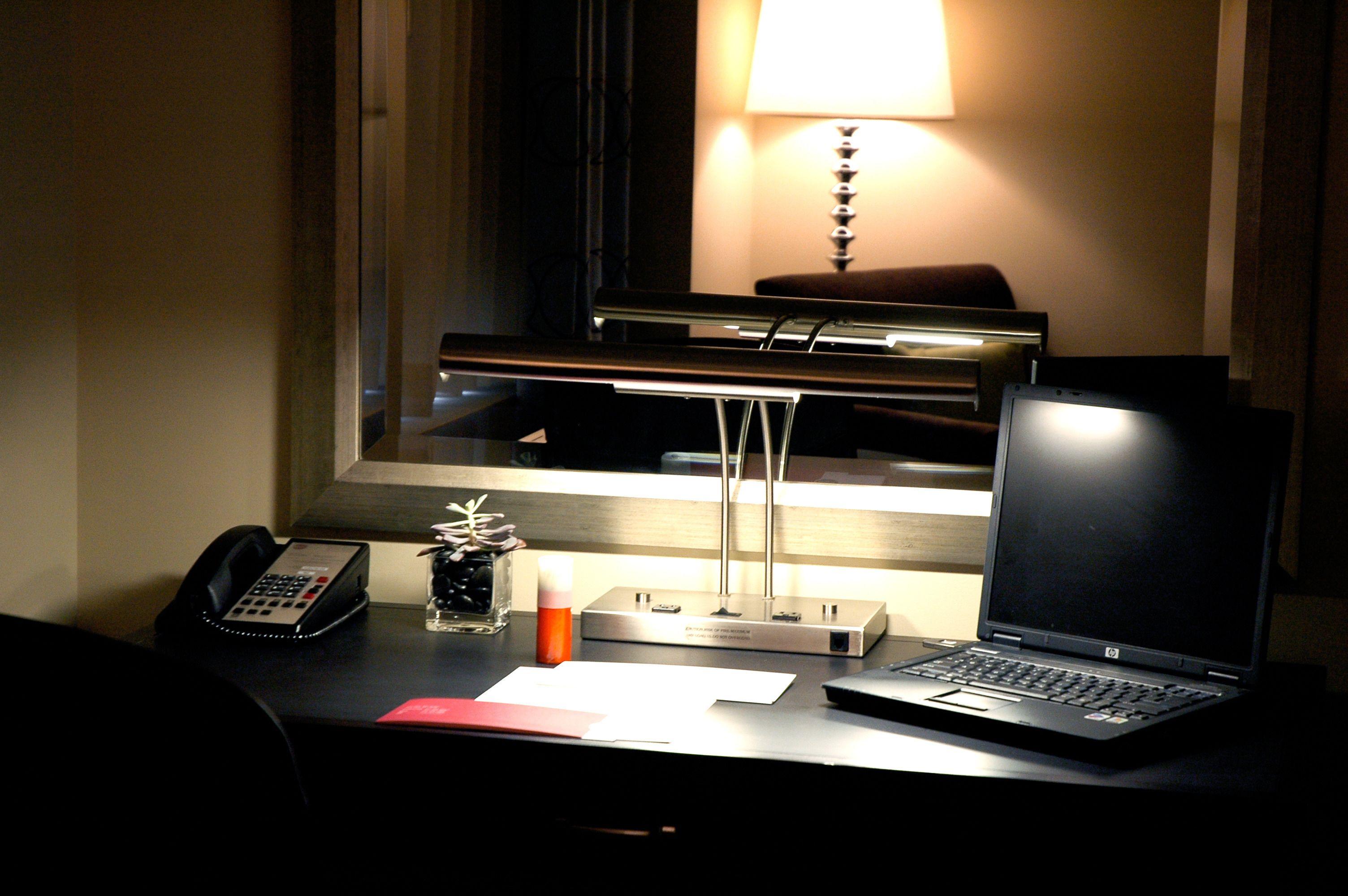 Aura Times Square 4* New York