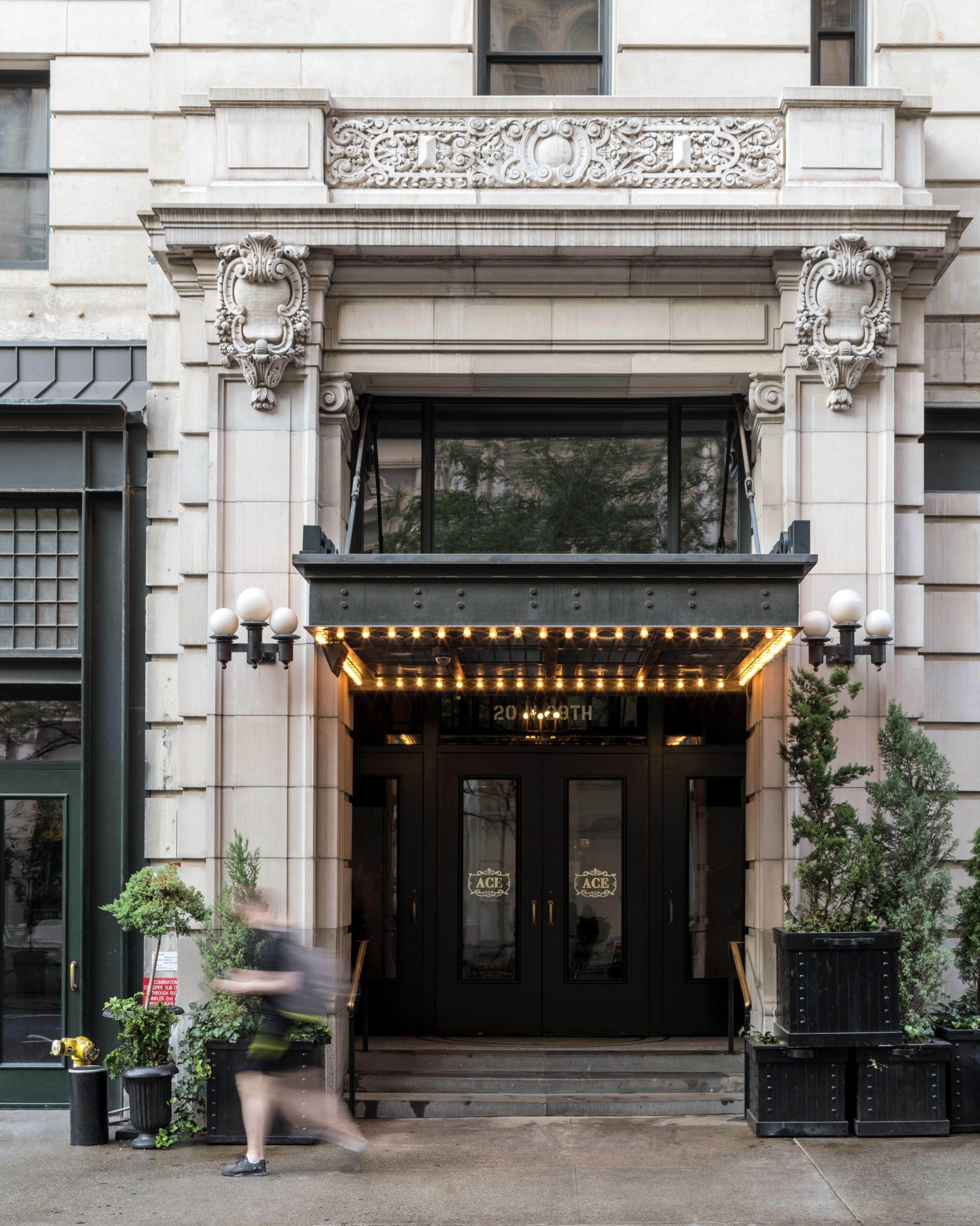 Hotel Ace