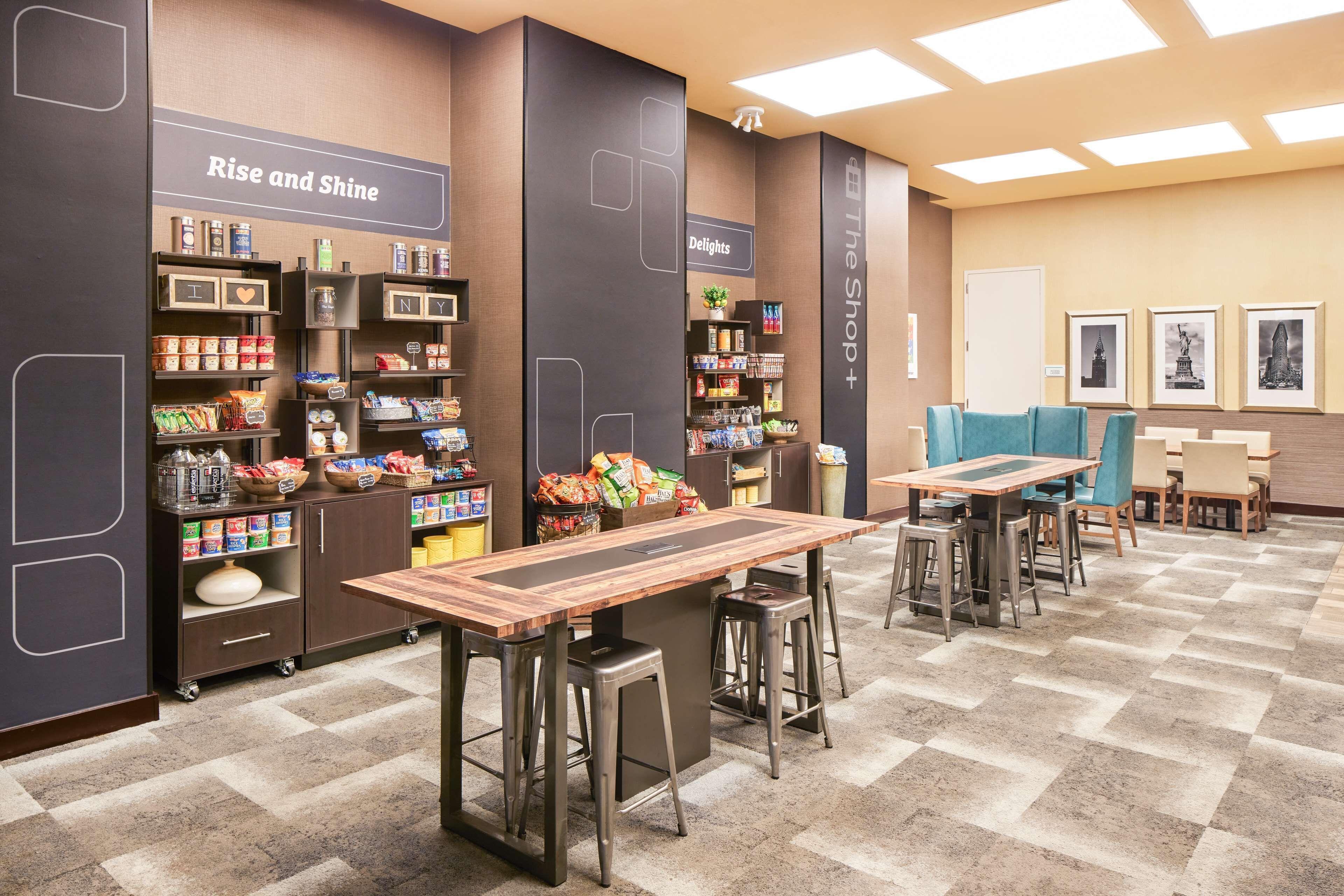 Hilton Garden West 35th Street Hotel