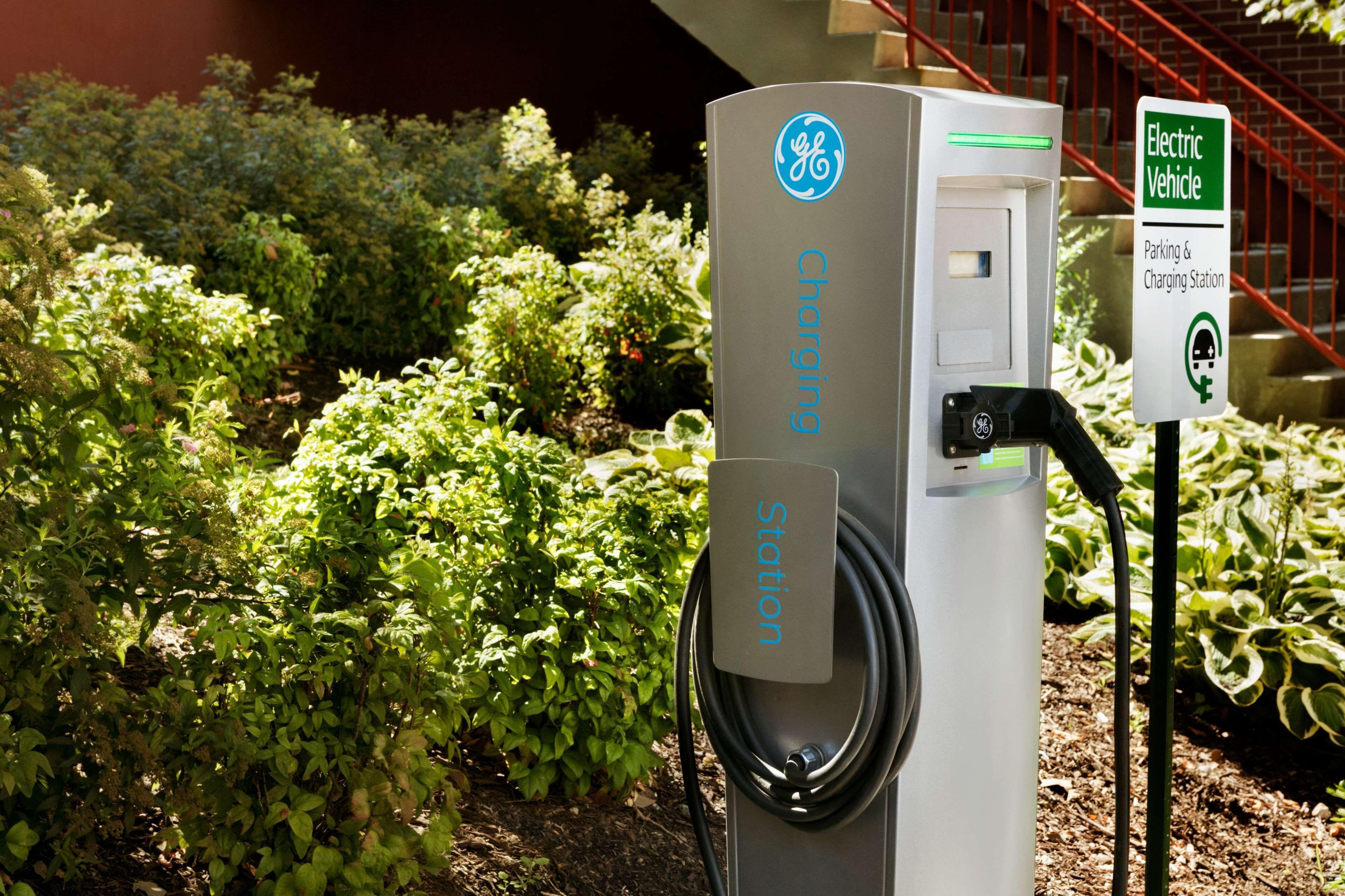 Hotel Hampton - Laguardia Airport 3*