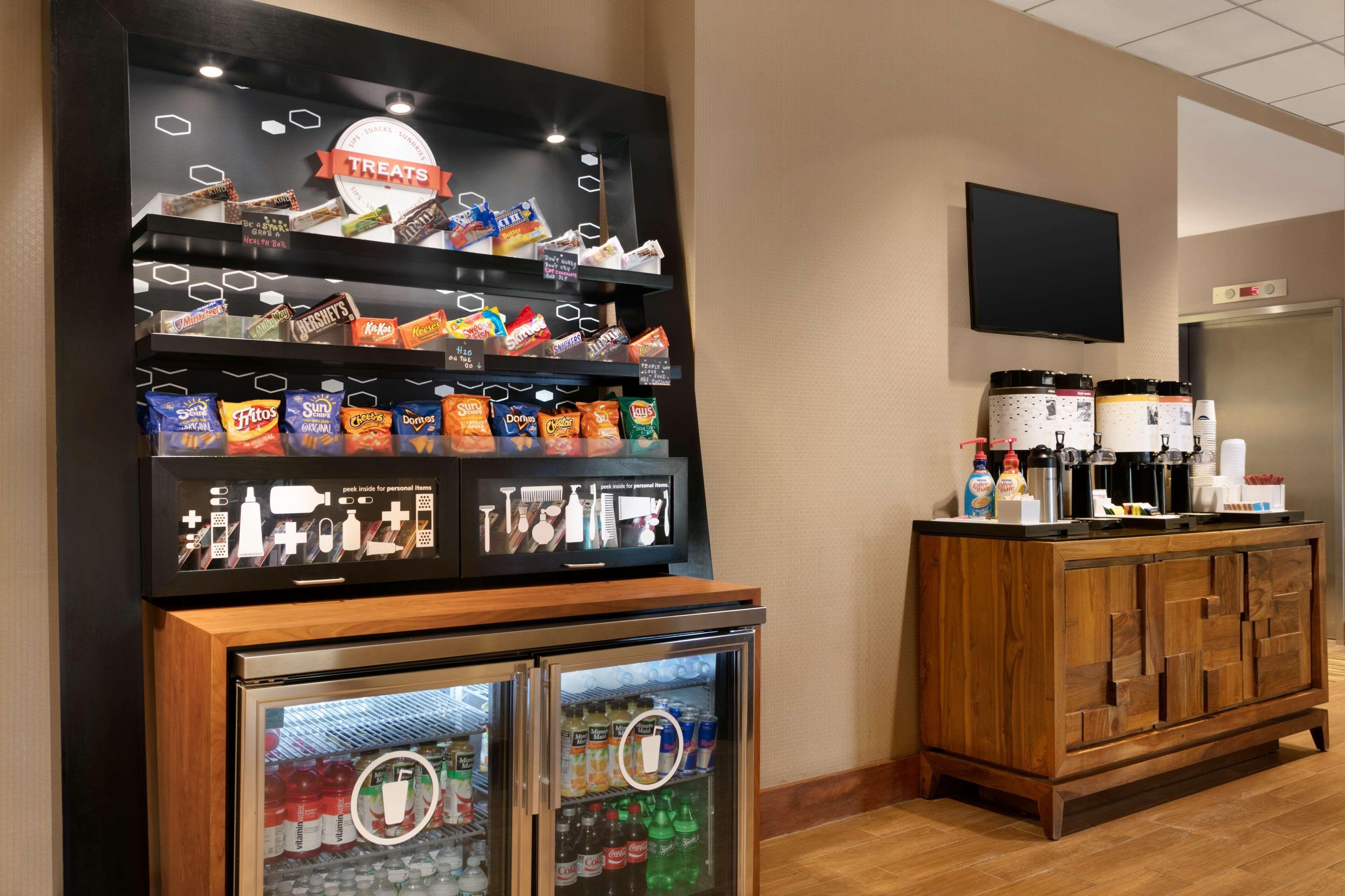 Hampton - Laguardia Airport Hotel