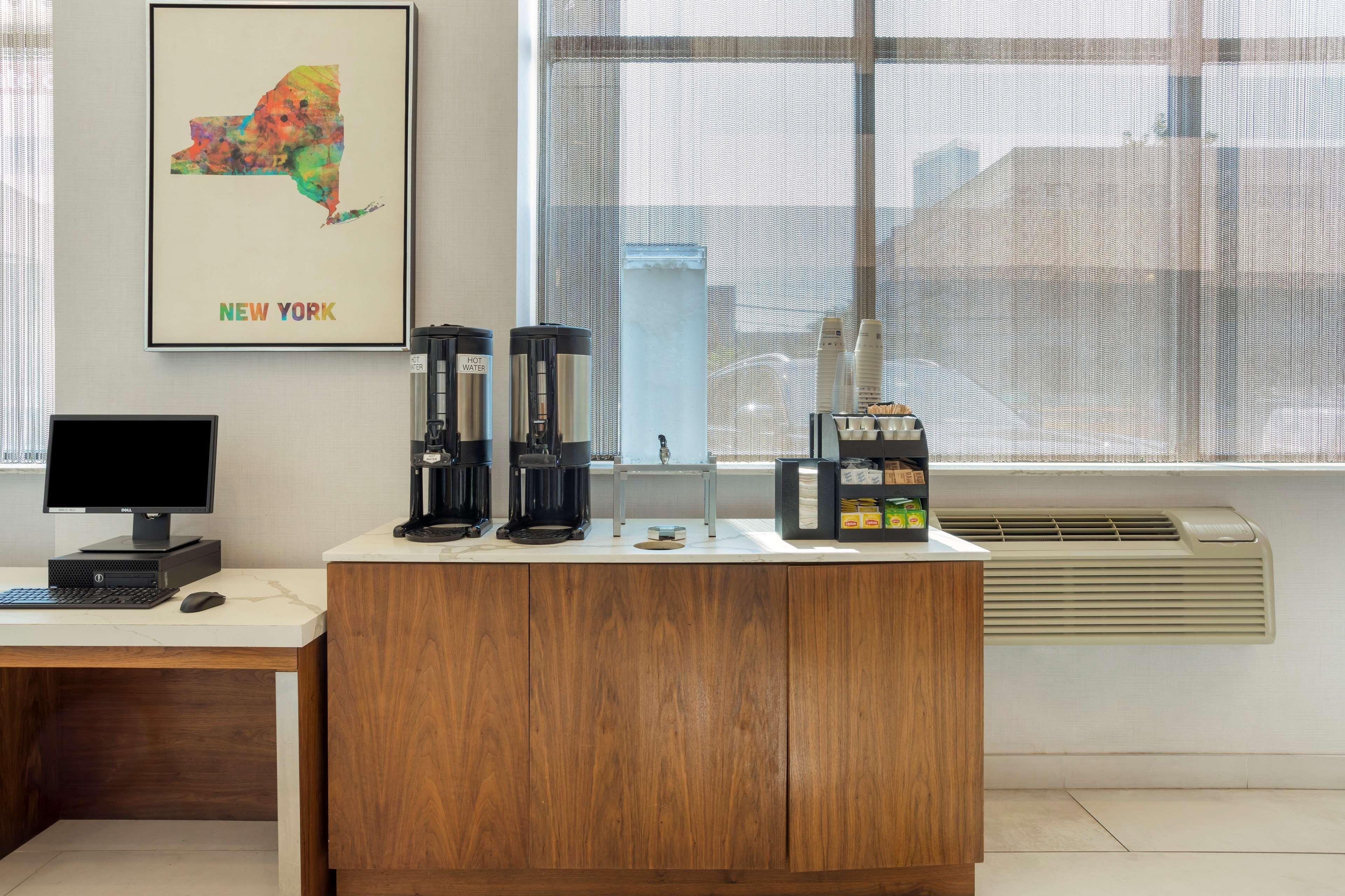 Western Plaza New York