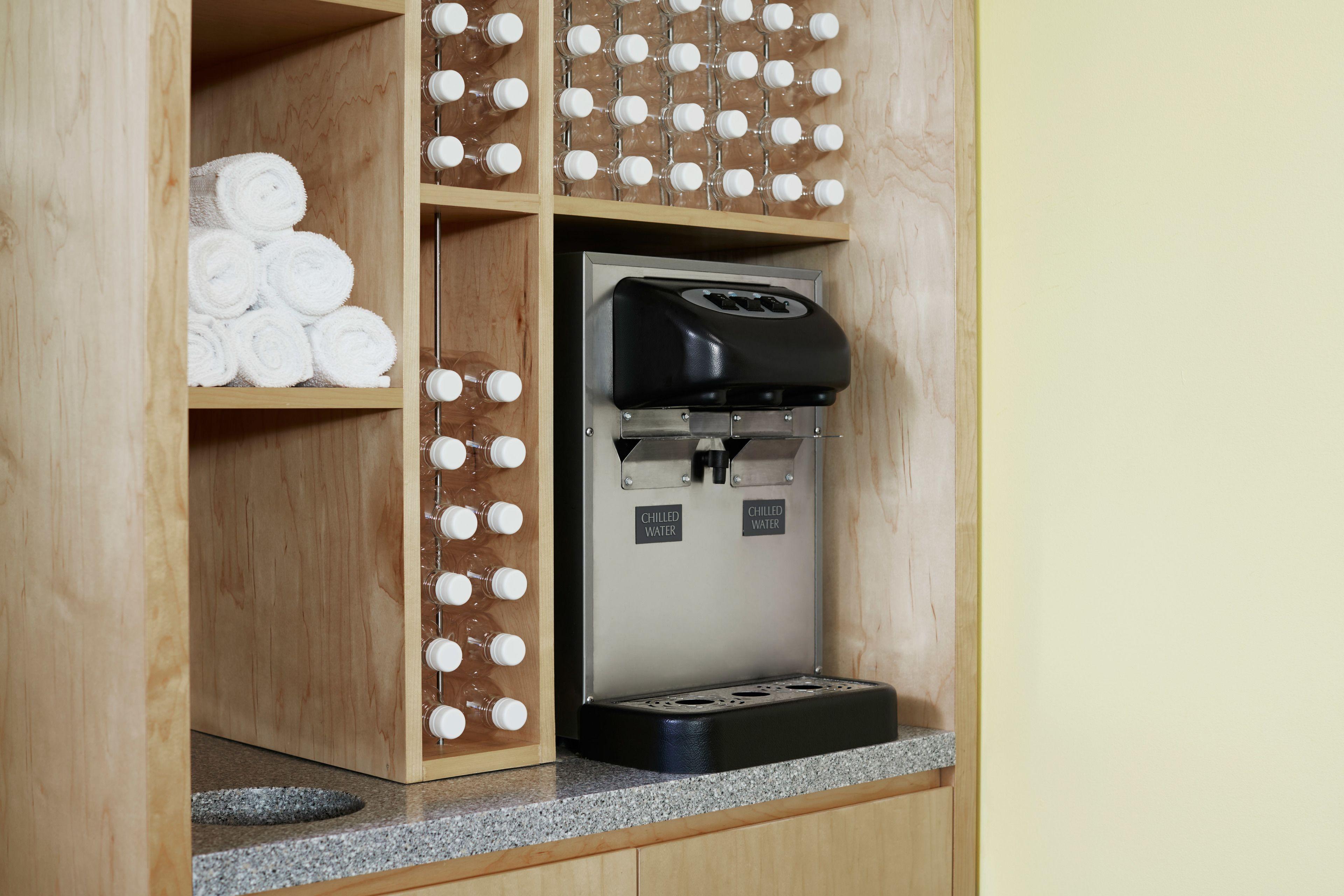 Hotel Club Quarters World Trade Center, 4*