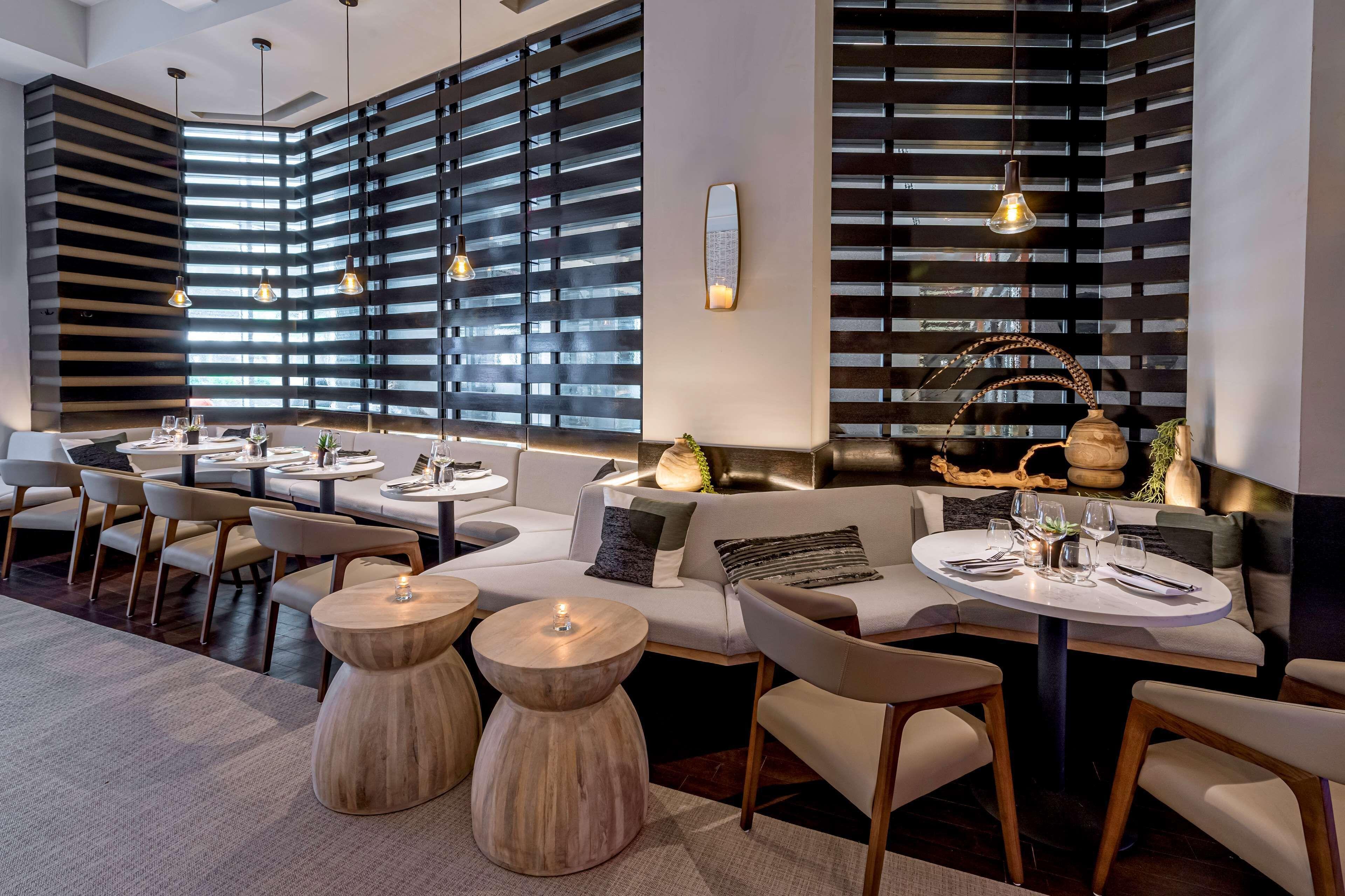 Hilton Fashion District Hotel