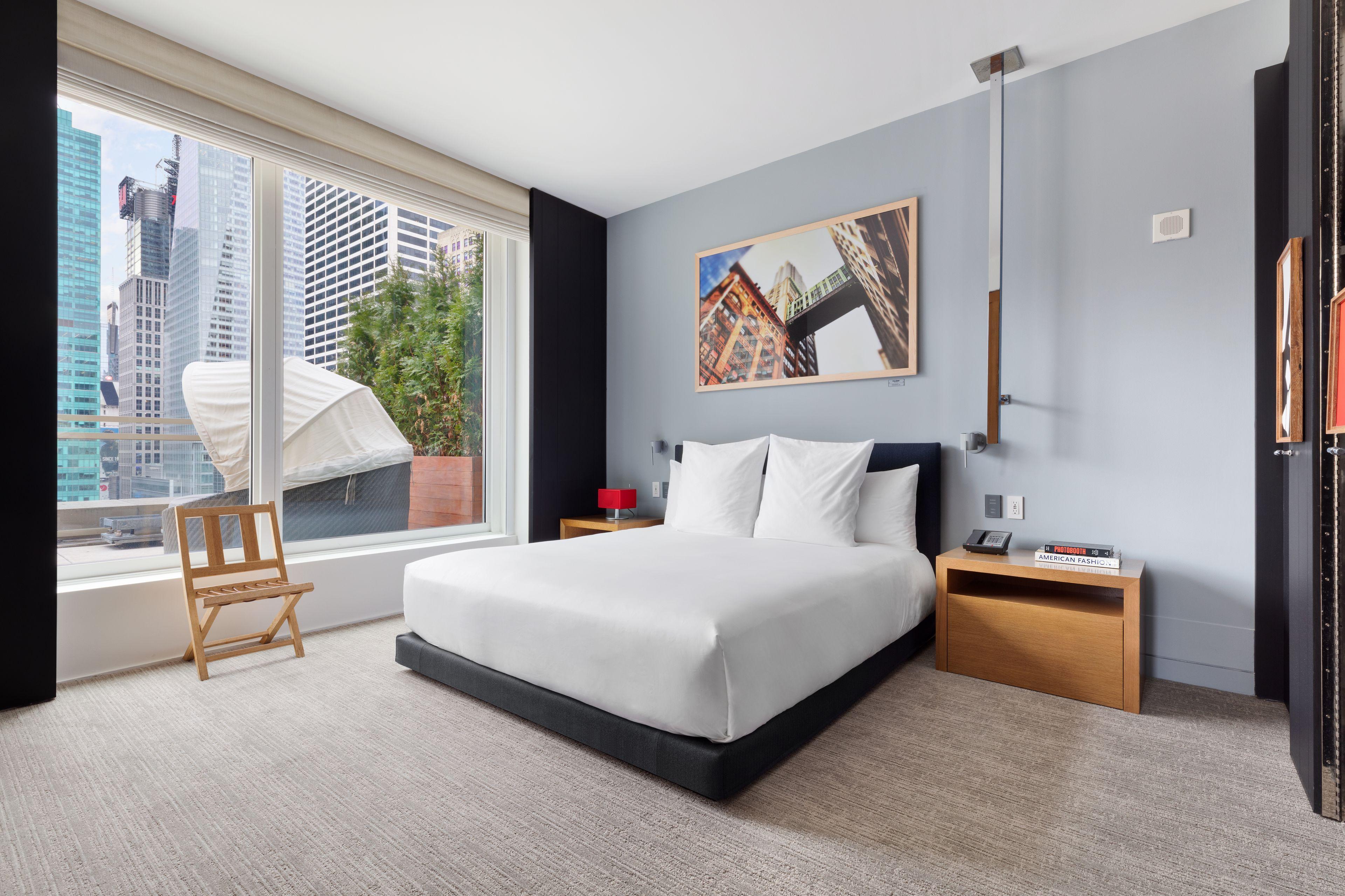 Andaz 5th Avenue, By Hyatt Hotel