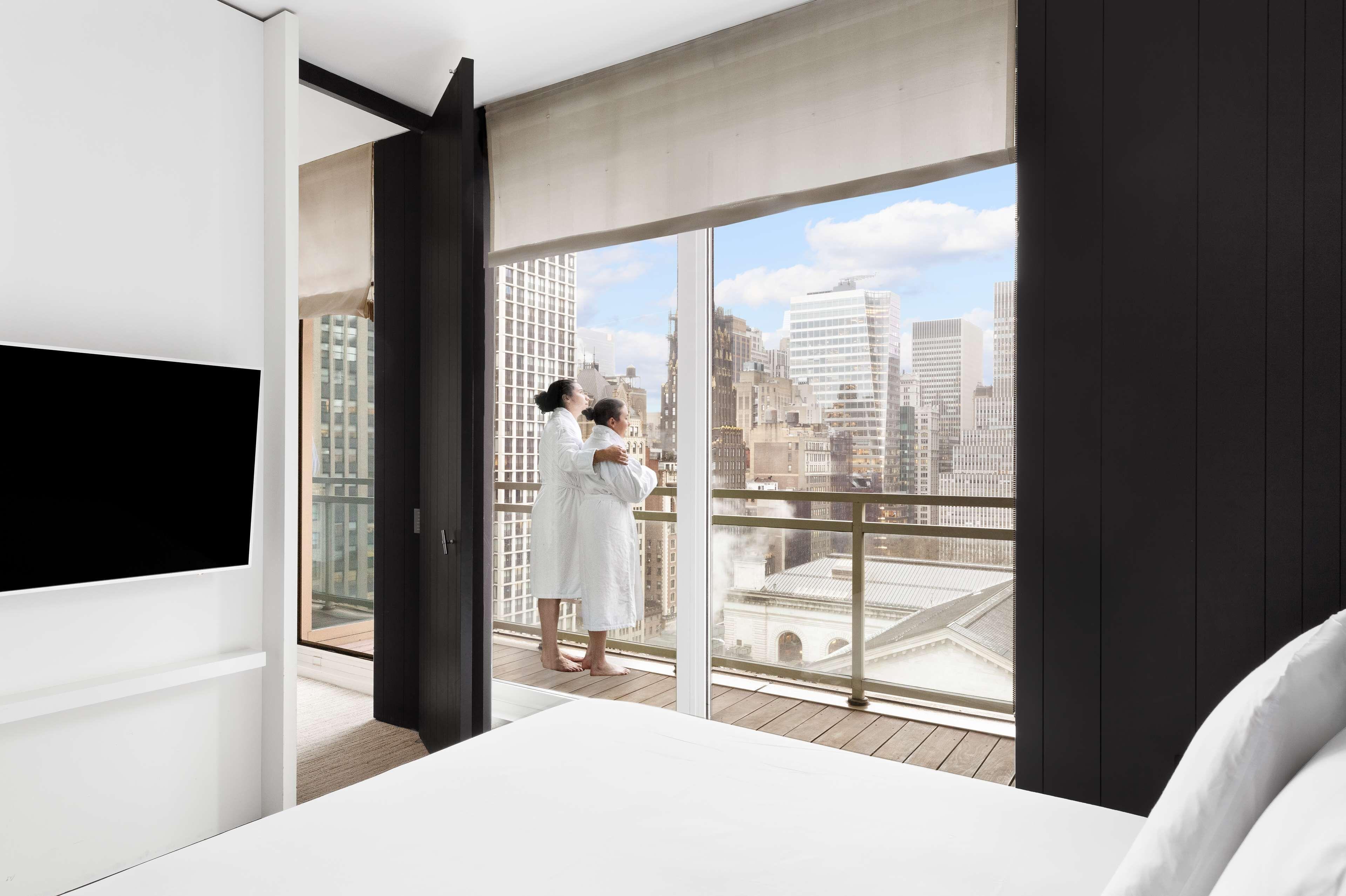 Andaz 5th Avenue, By Hyatt Hotel
