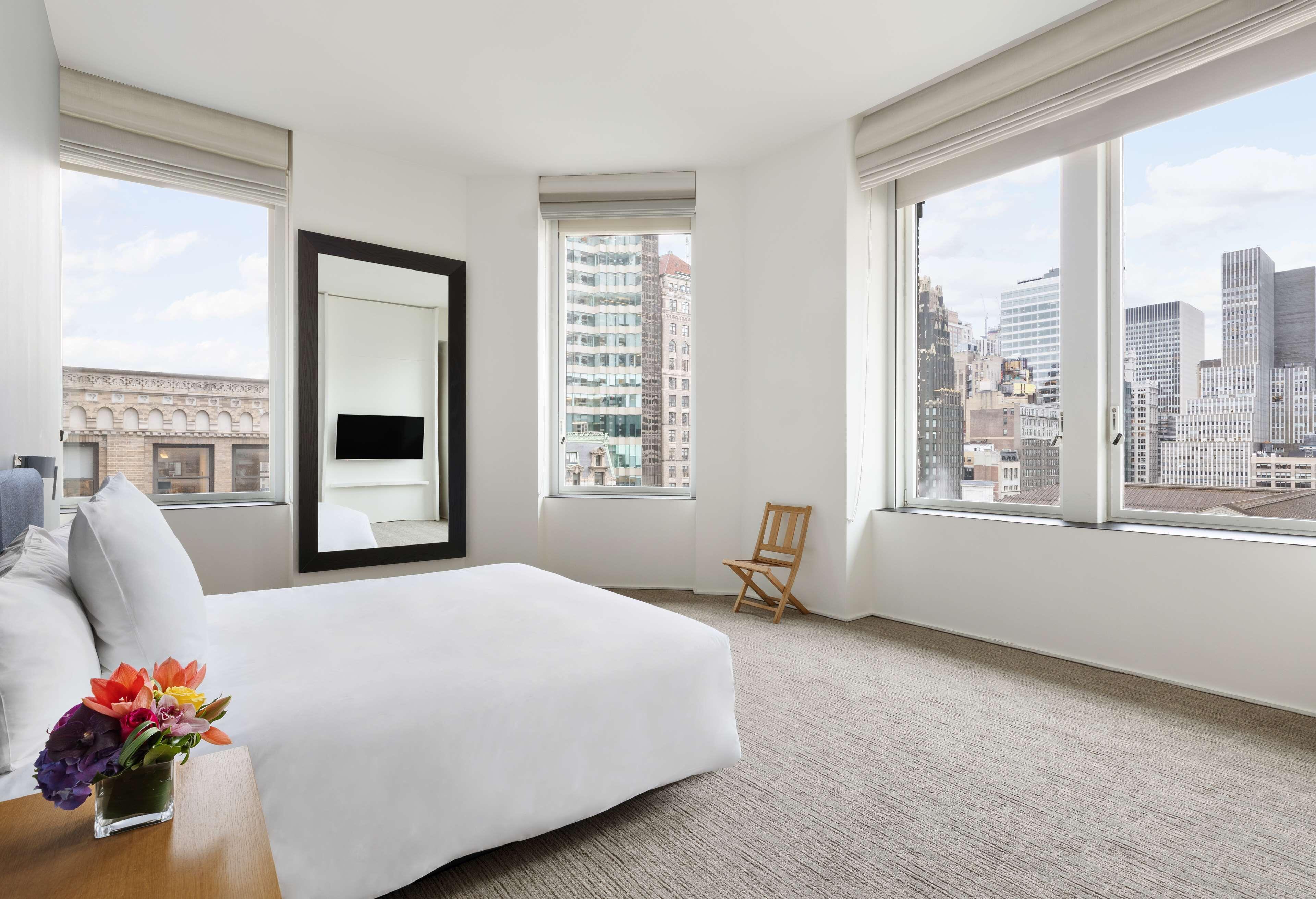 Andaz 5th Avenue, By Hyatt Hotel
