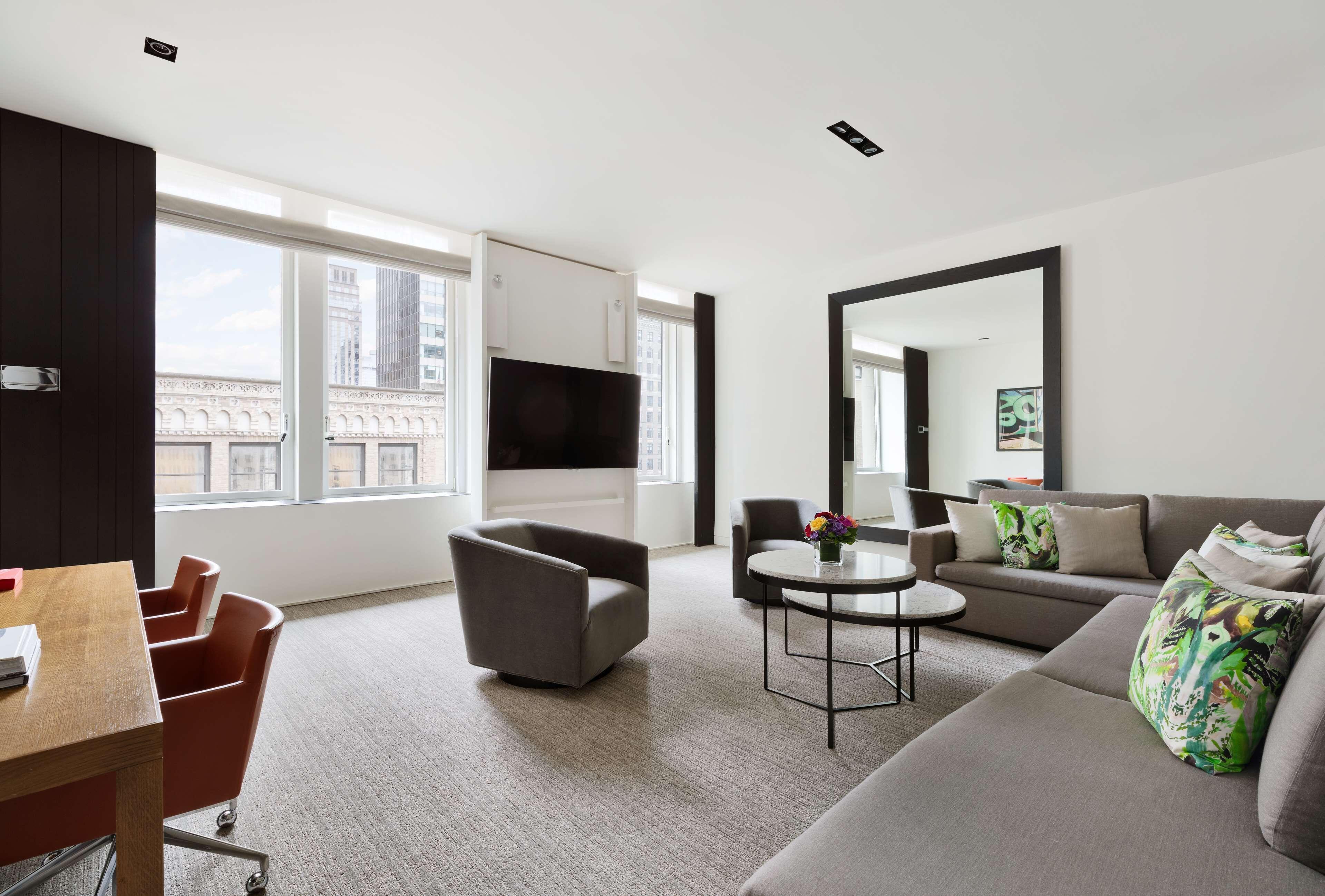 Andaz 5th Avenue, By Hyatt 4*