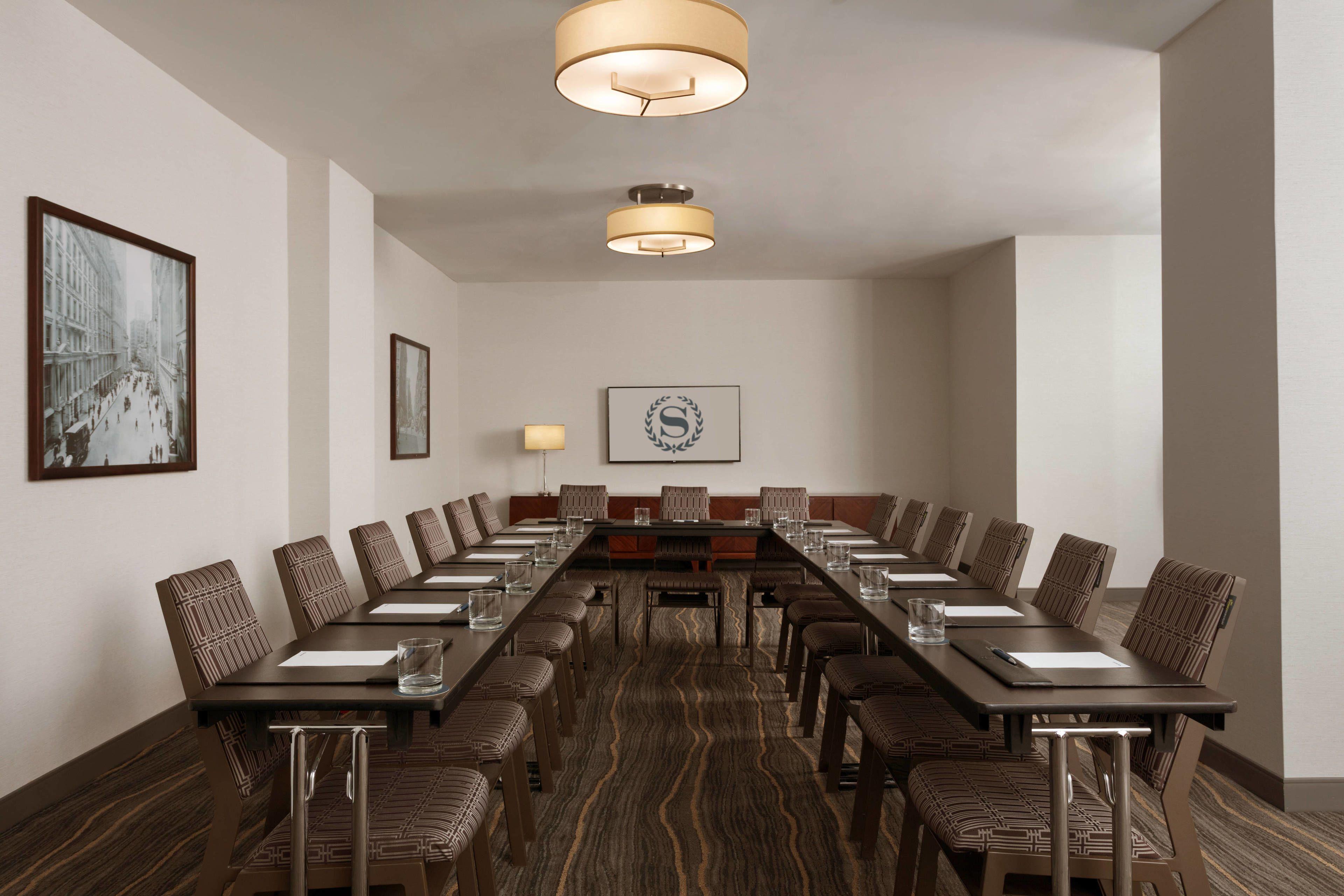 Sheraton Tribeca 4*