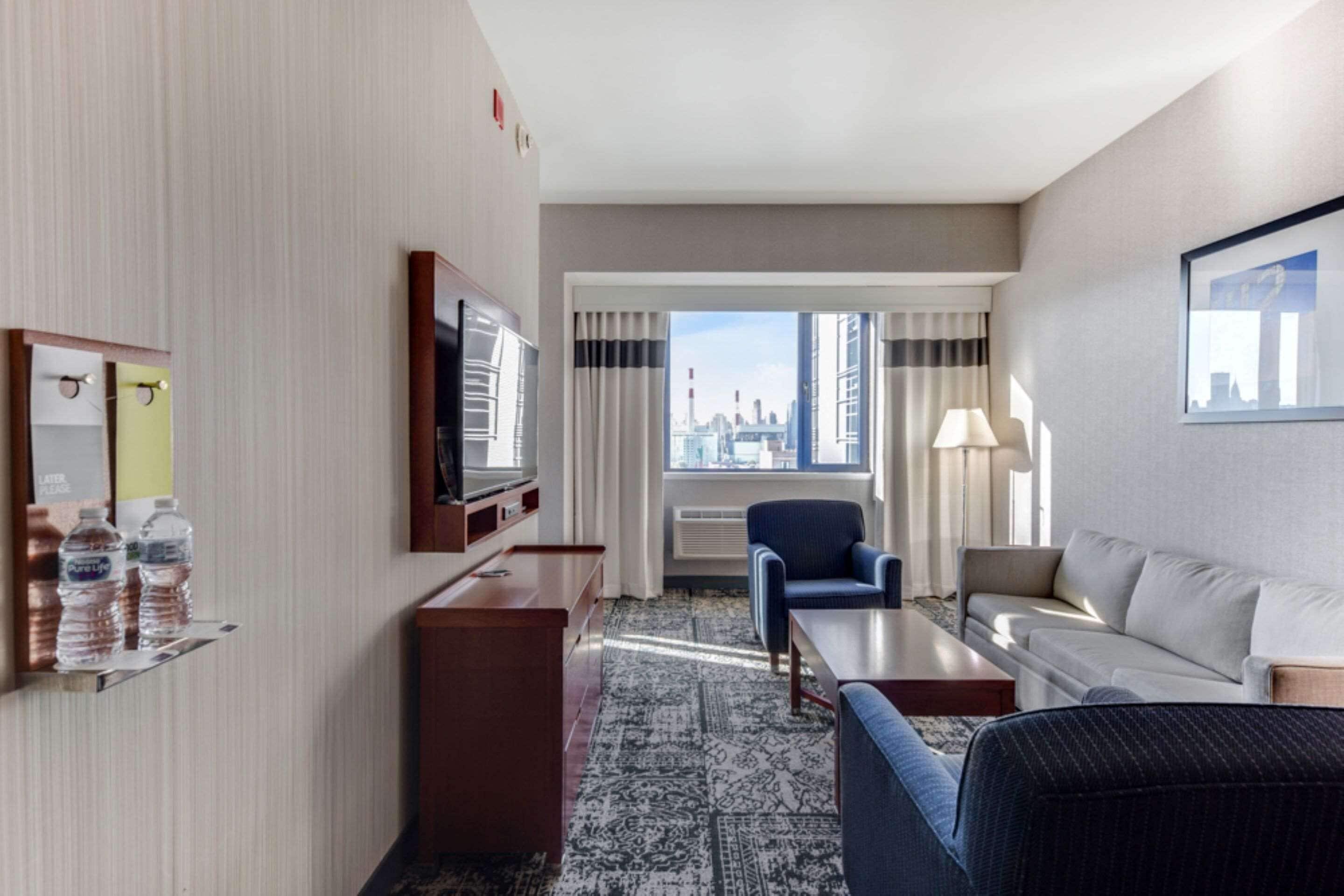 Vista Lic Hotel, Premier Collection By Western 3* New York