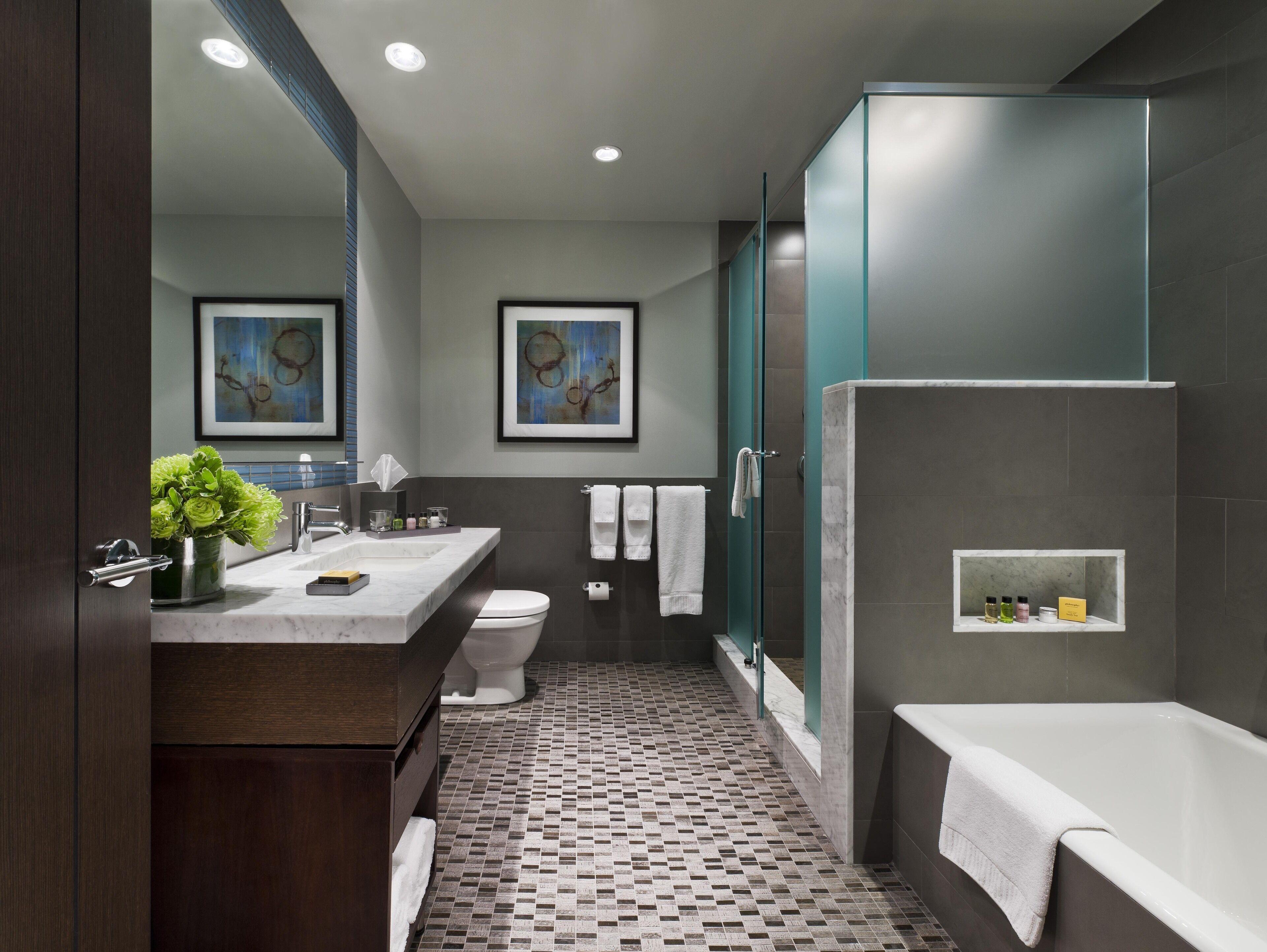 The Pearl Hotel