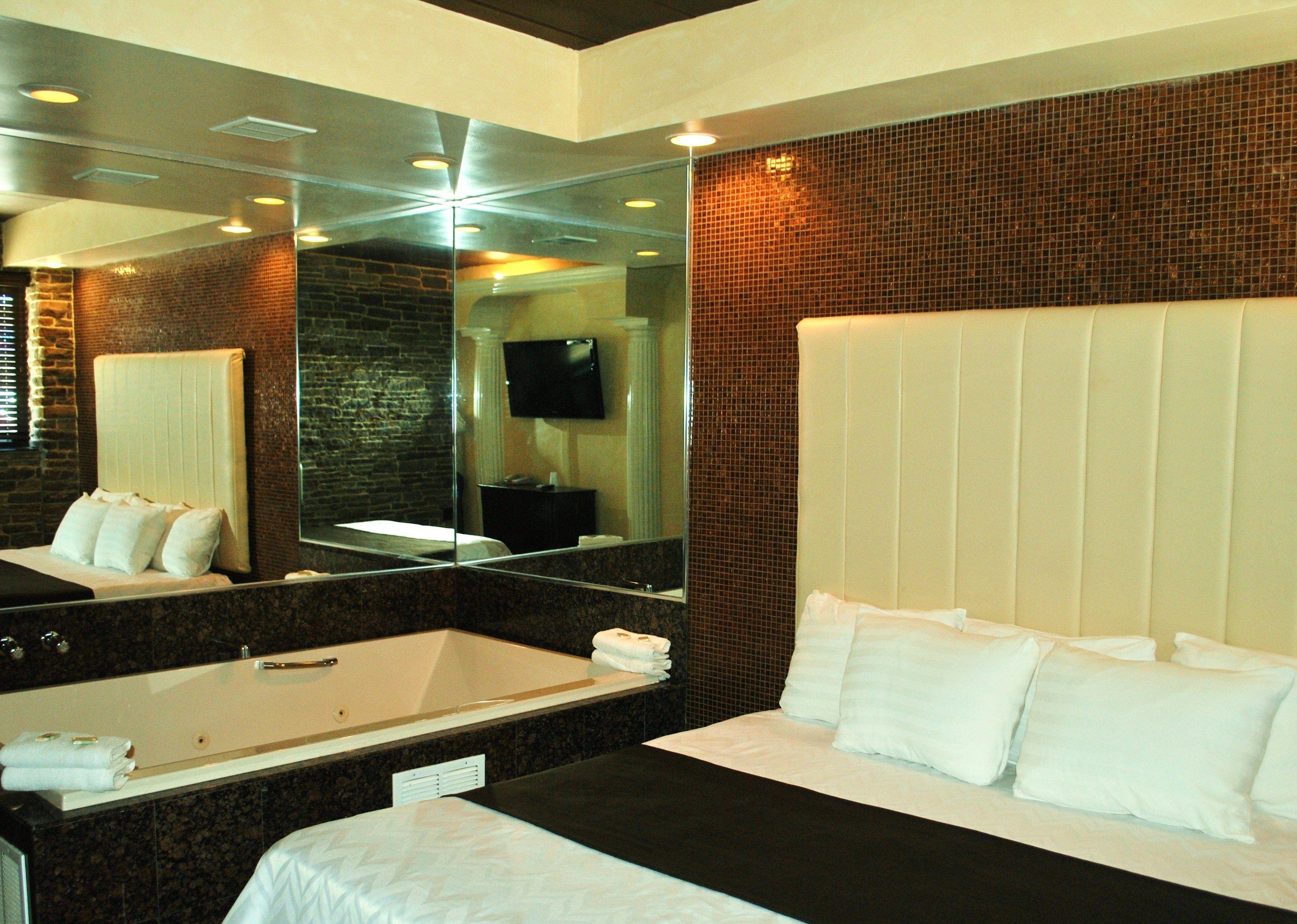 Surfside Three 2* New York