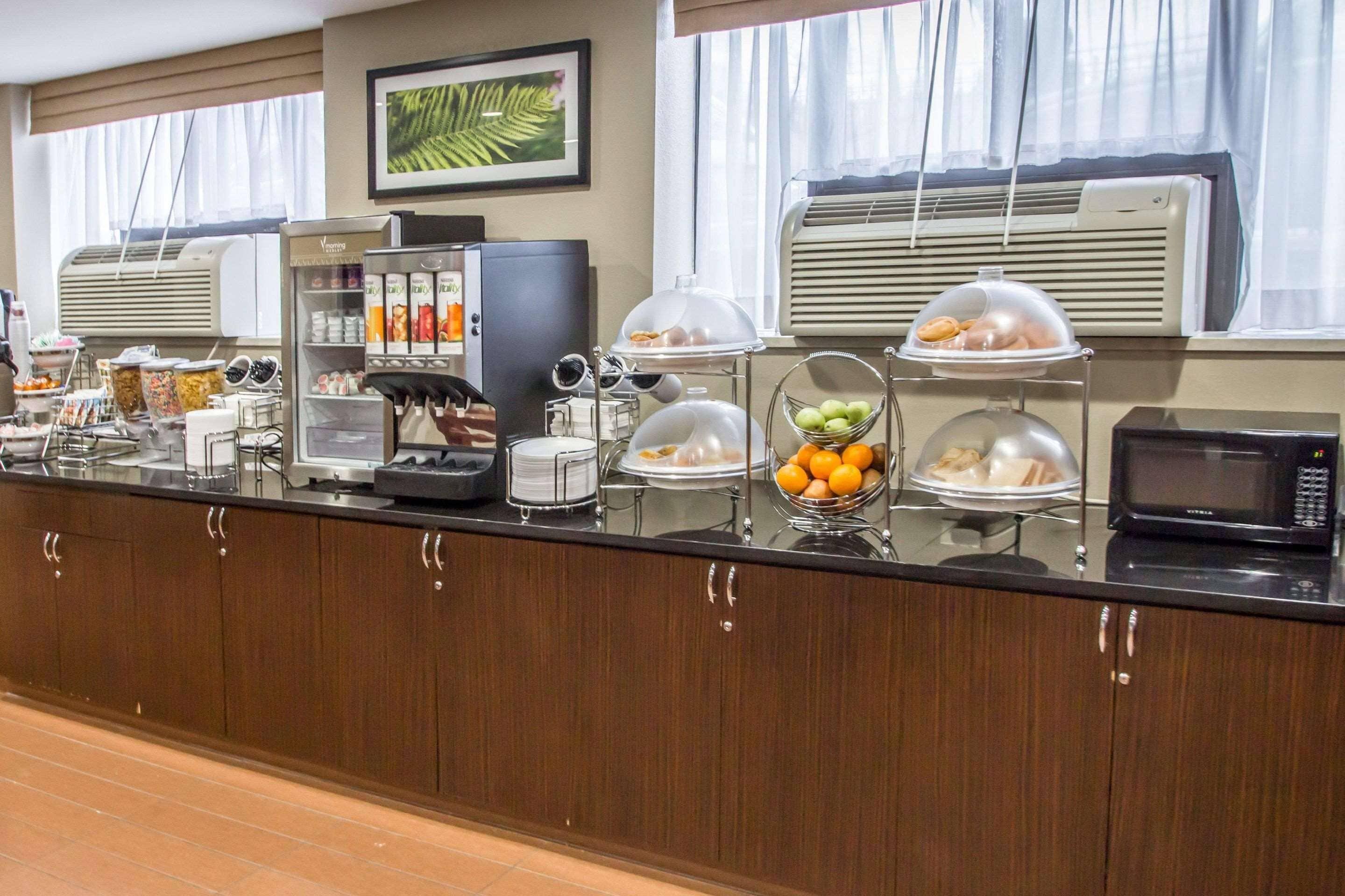 Sleep Jfk Airport Rockaway Blvd 2*