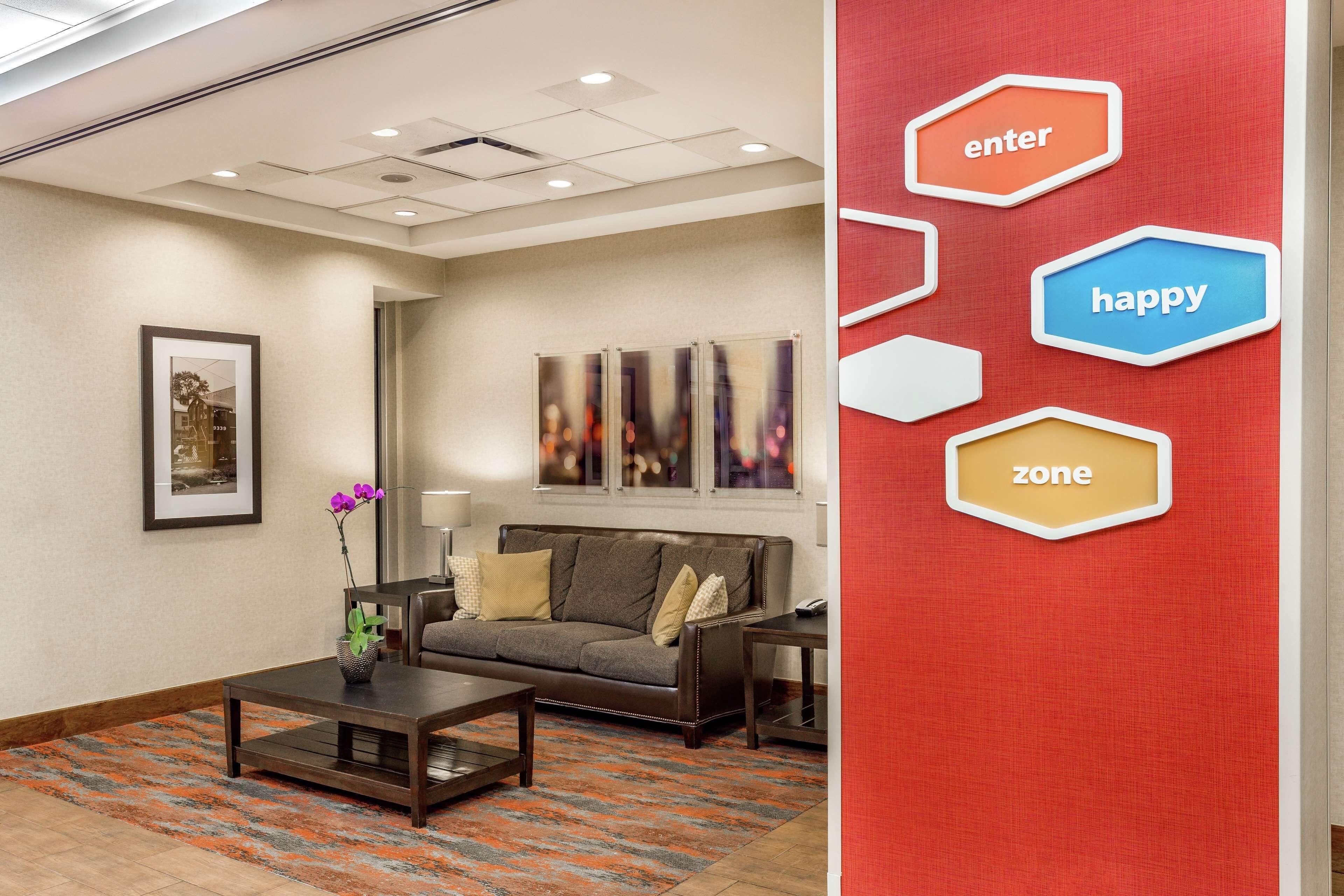 Hampton Manhattan Grand Hotel 3*