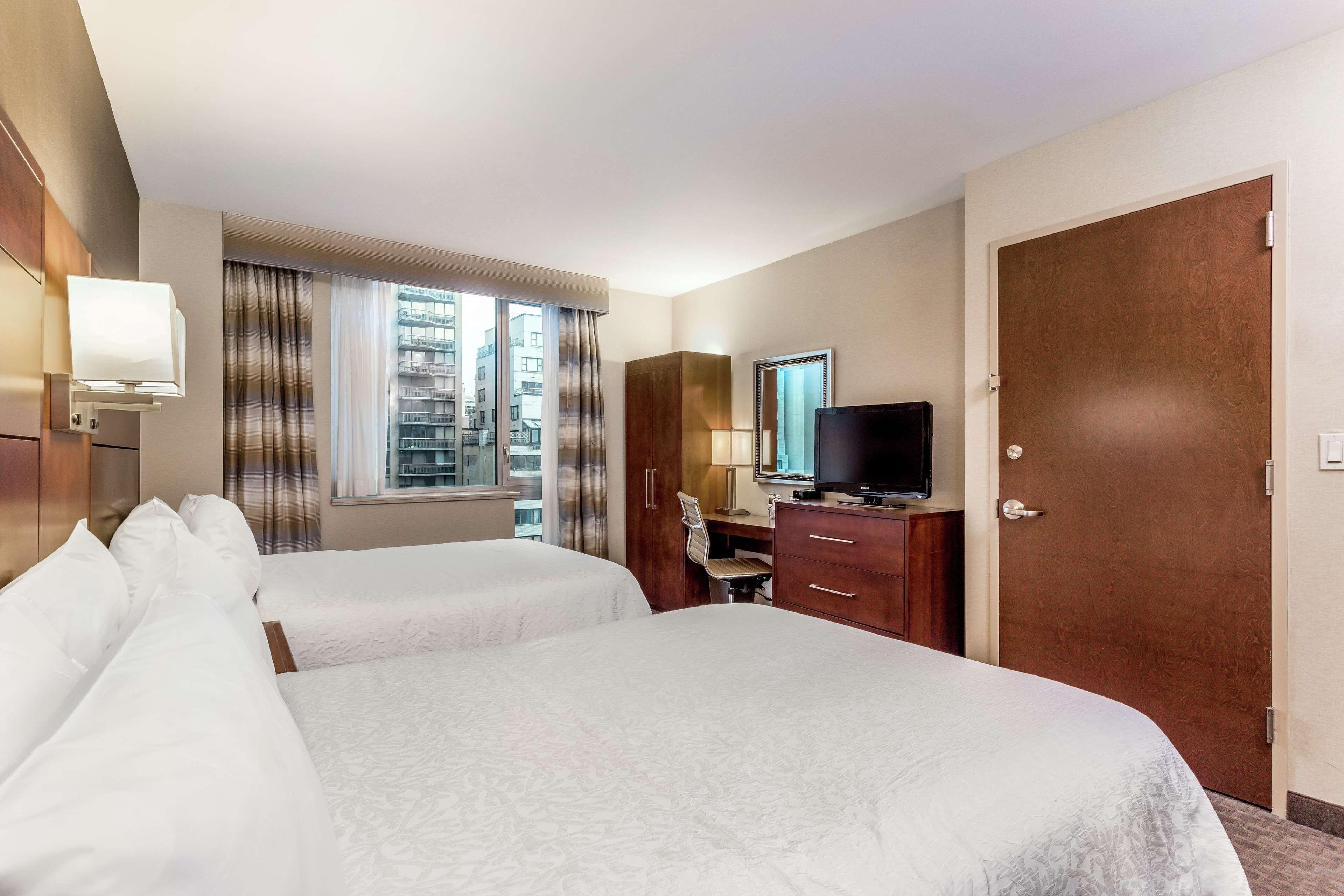 Hampton Manhattan Grand Hotel 3*