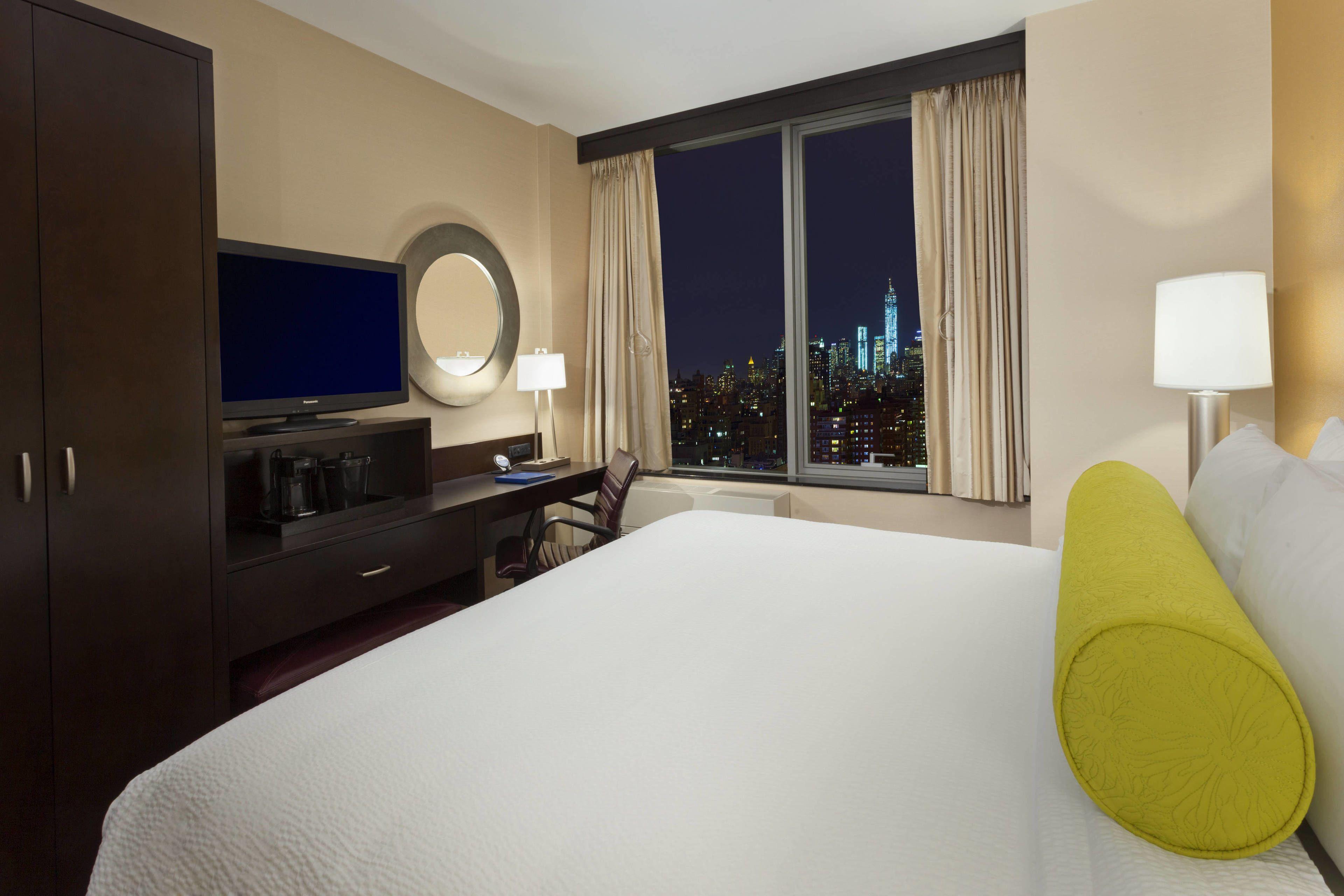 Hotel Fairfield & By Marriott Midtown Manhattan/penn Station