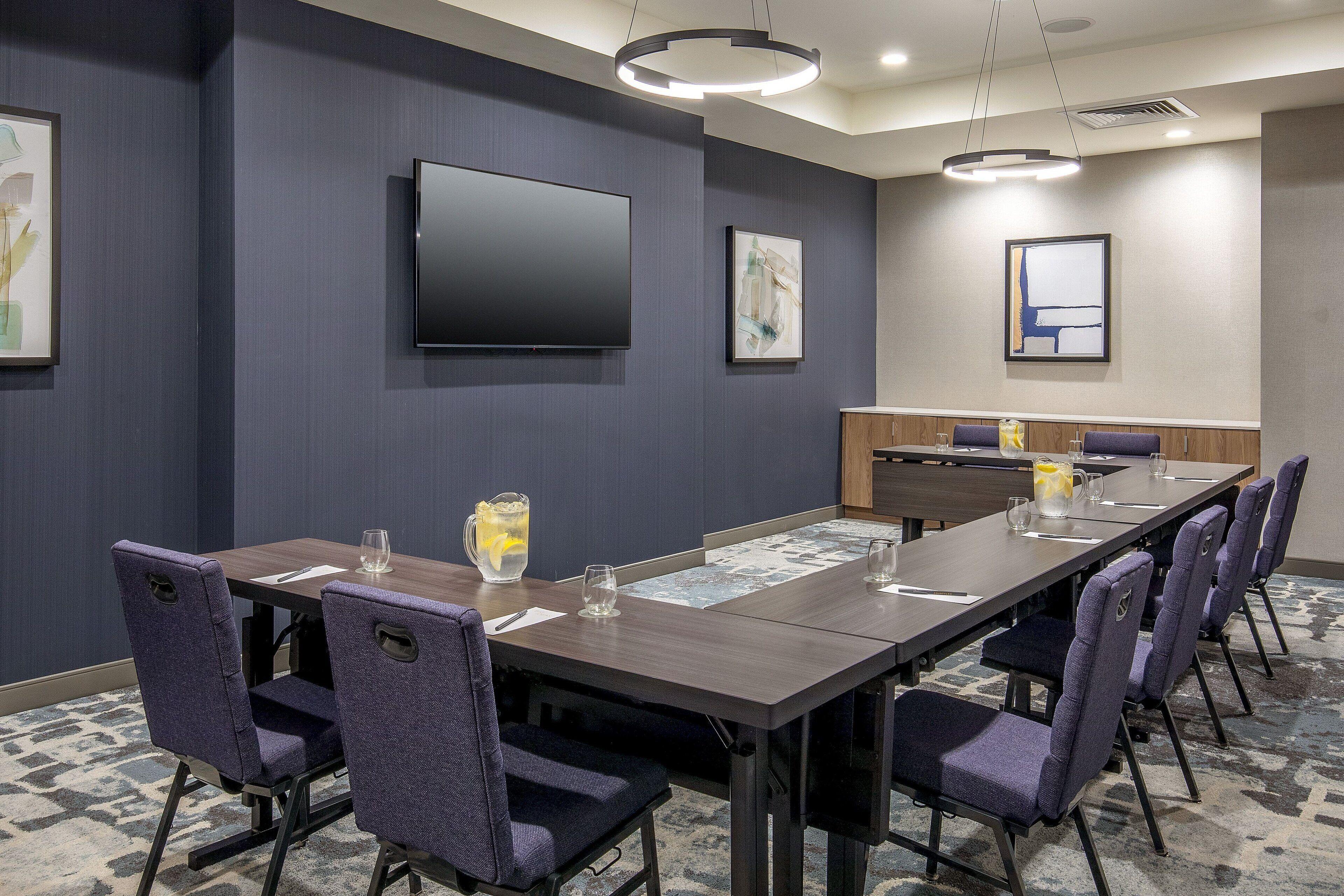 Hotel Courtyard By Marriott Times Square West 3*