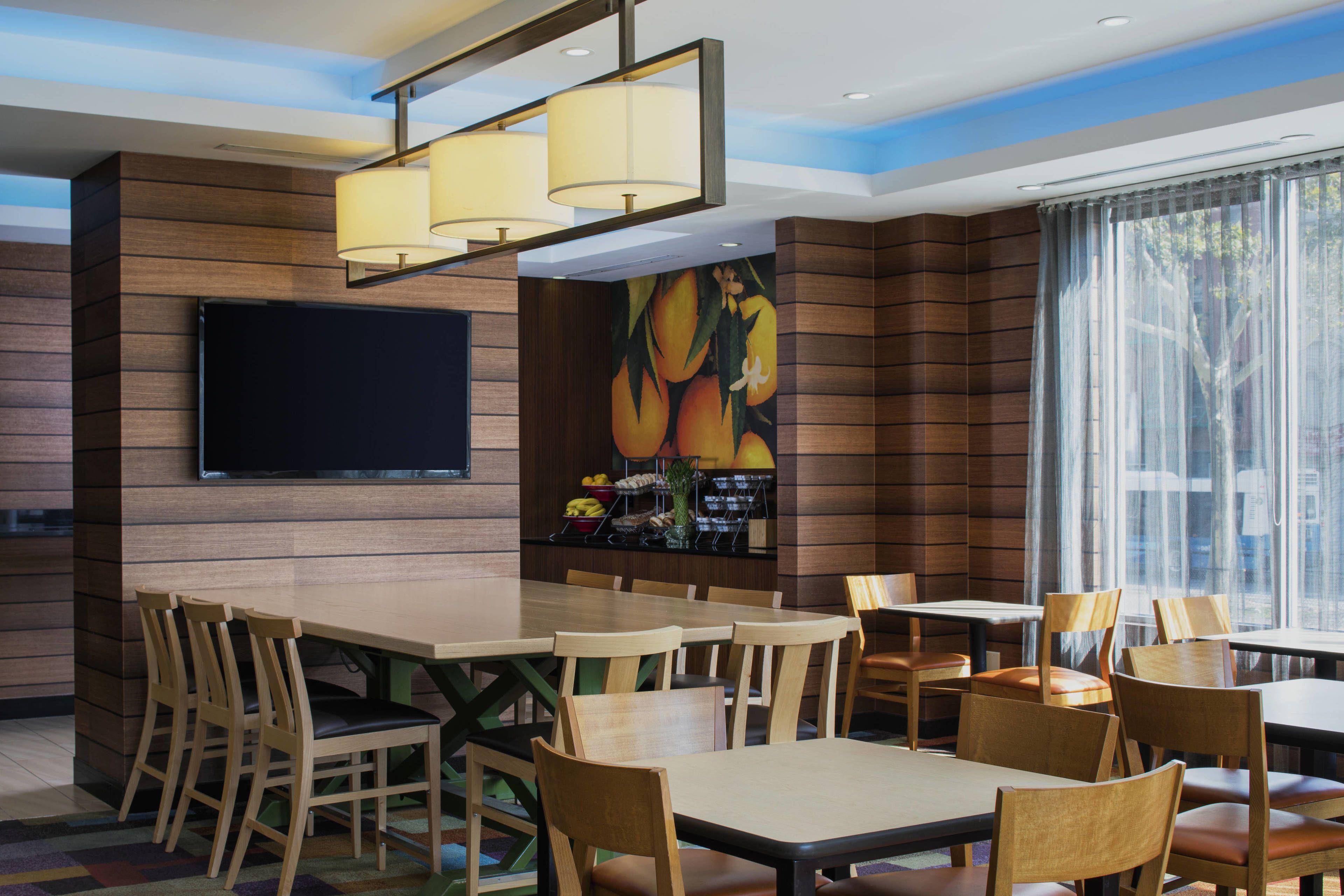 Hotel Fairfield & Manhattan/downtown East 3*