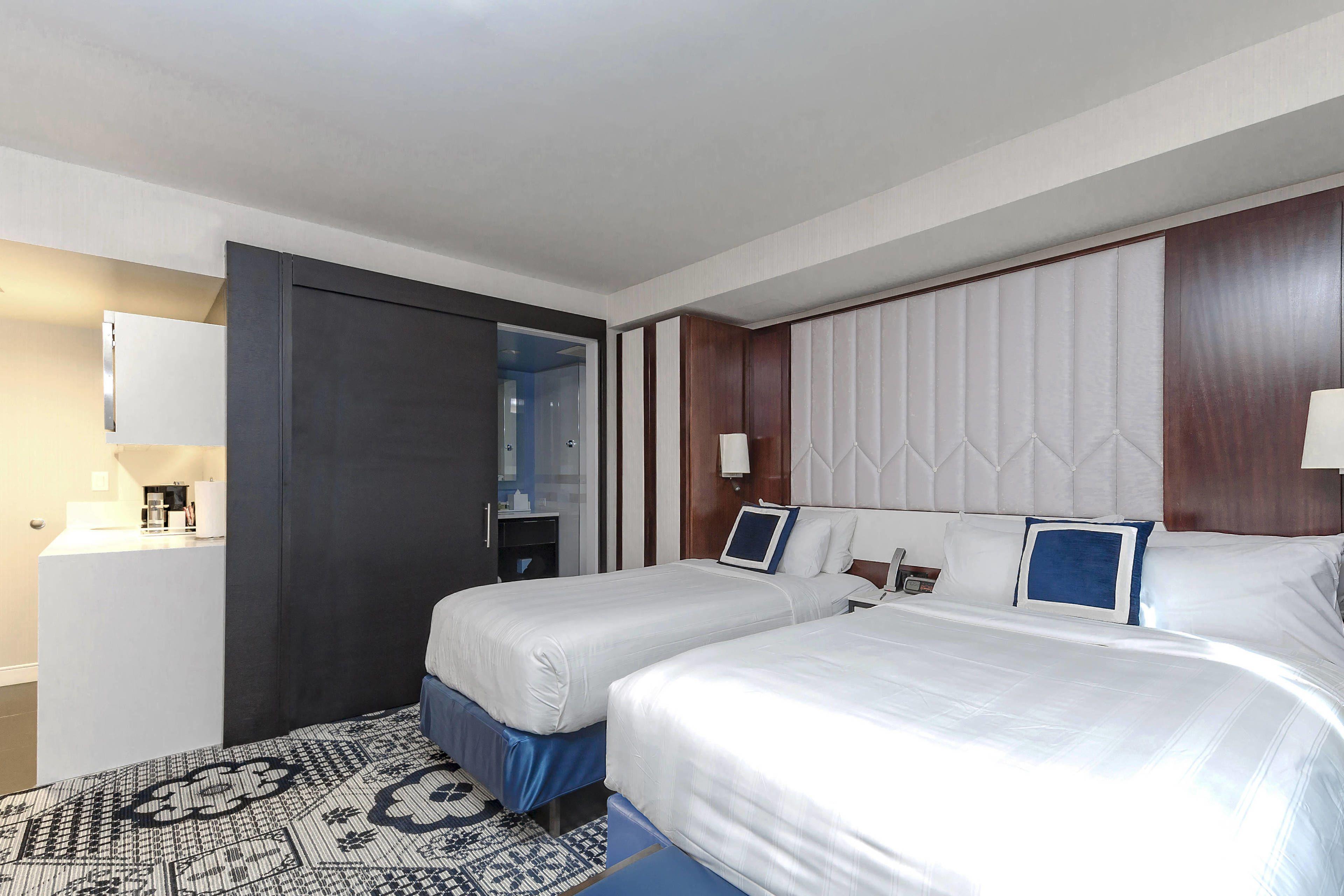 By Marriott Manhattan/central Park New York