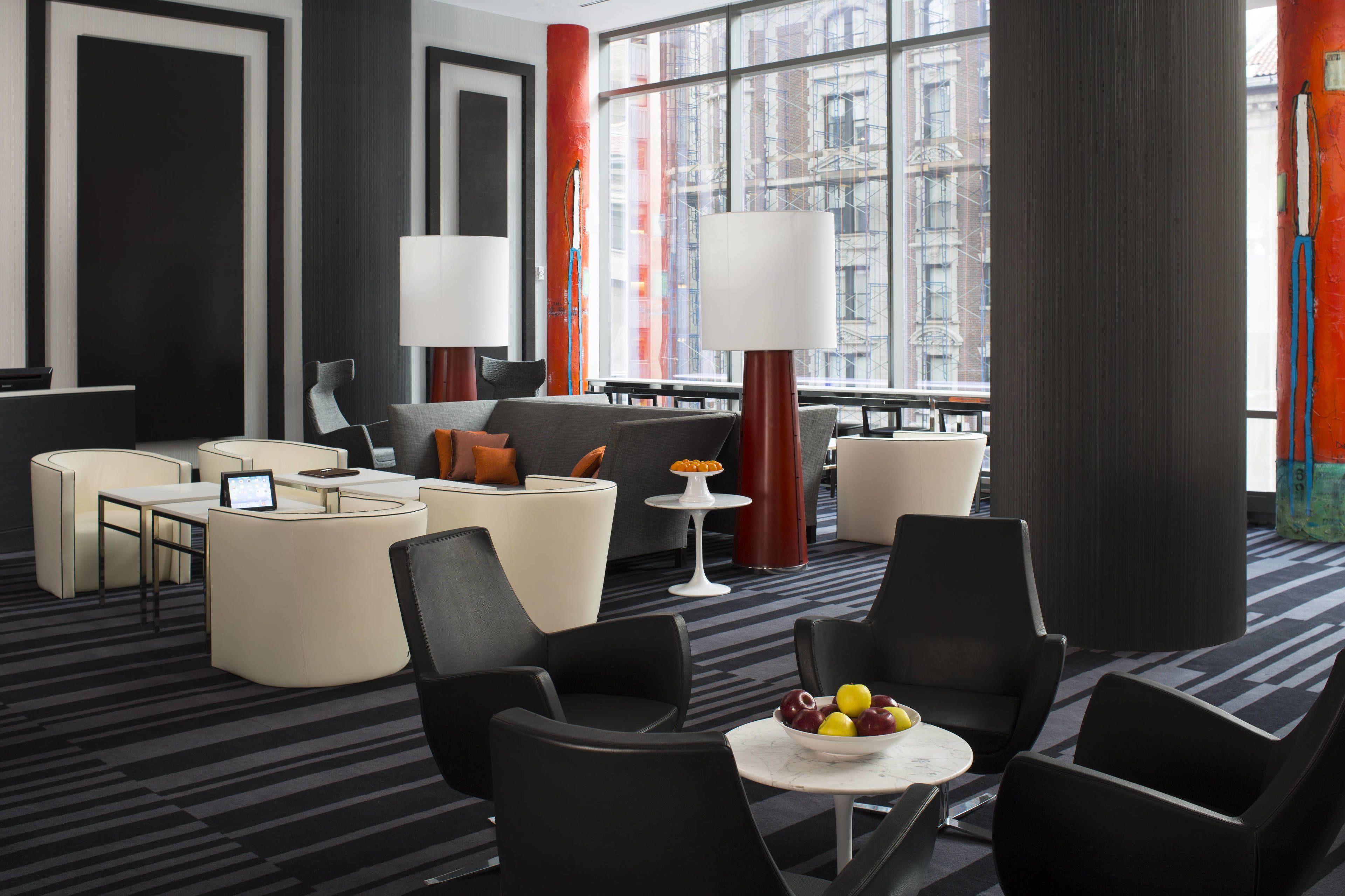 By Marriott Manhattan/central Park 4*