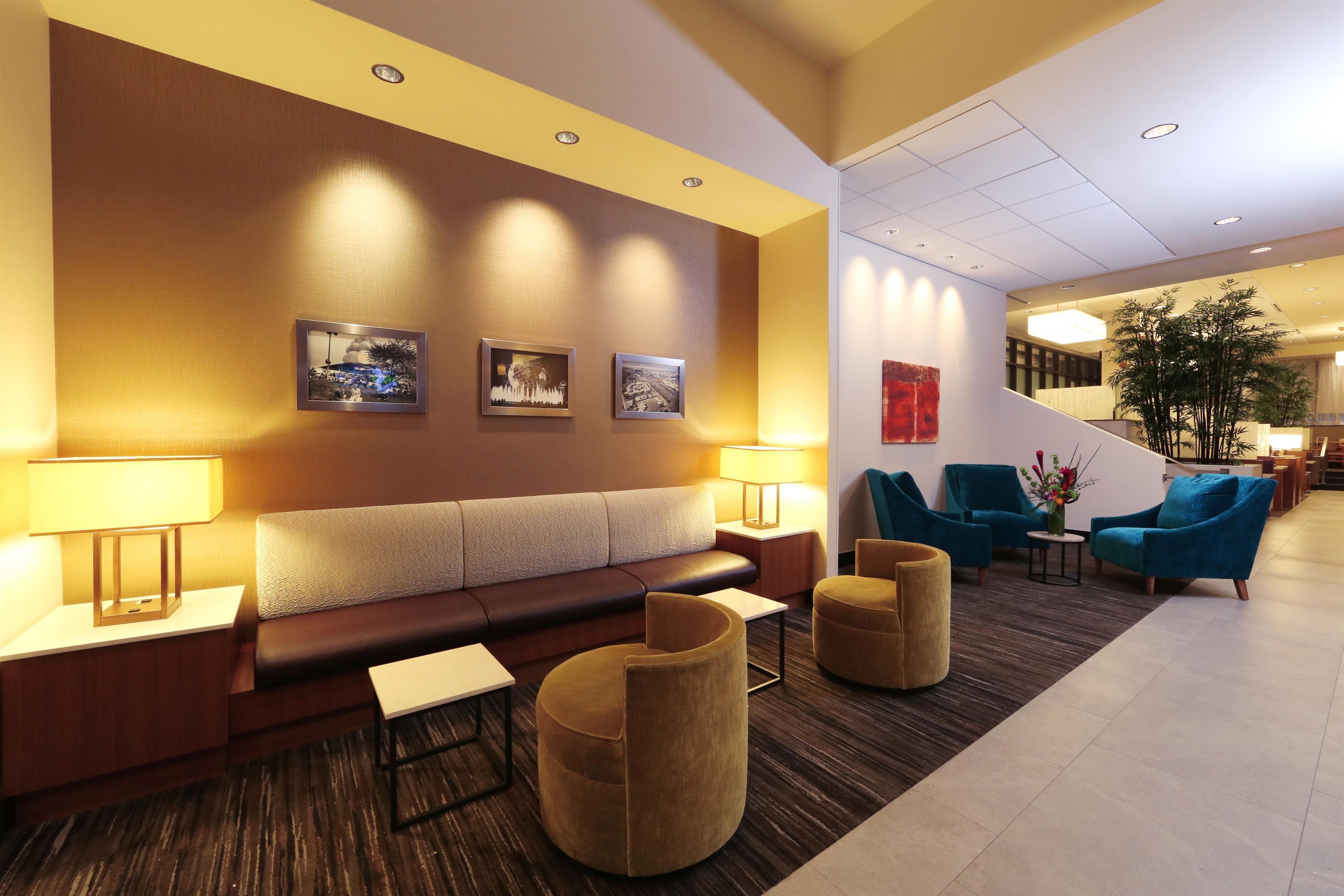 Hyatt Place Flushing/lga Airport 3*