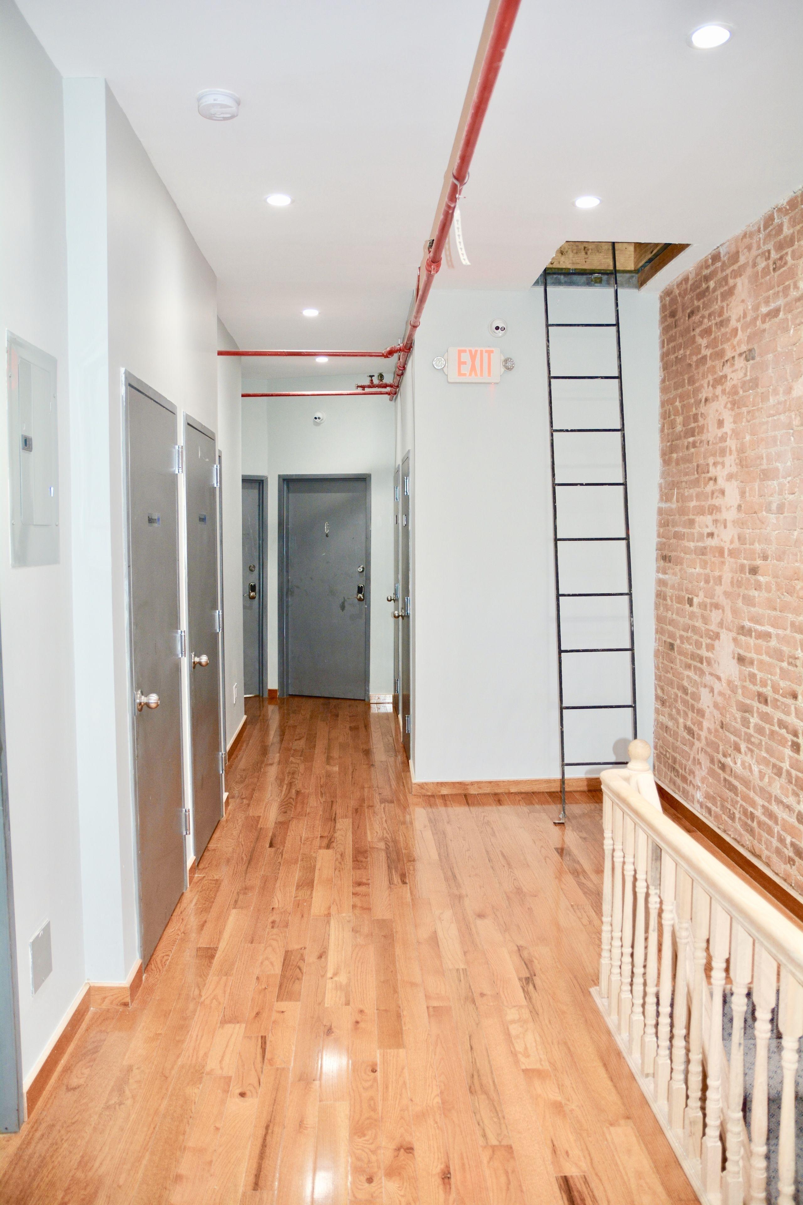 Morris (adults Only) New York