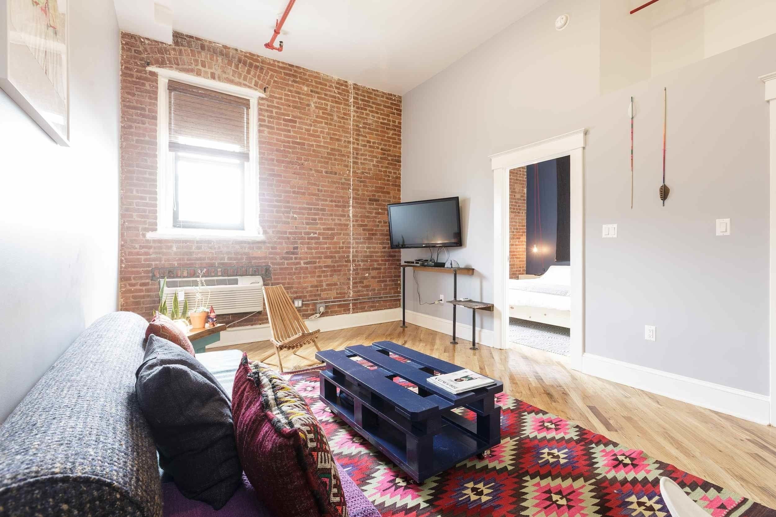 Habitat 101brooklyn Apartment *