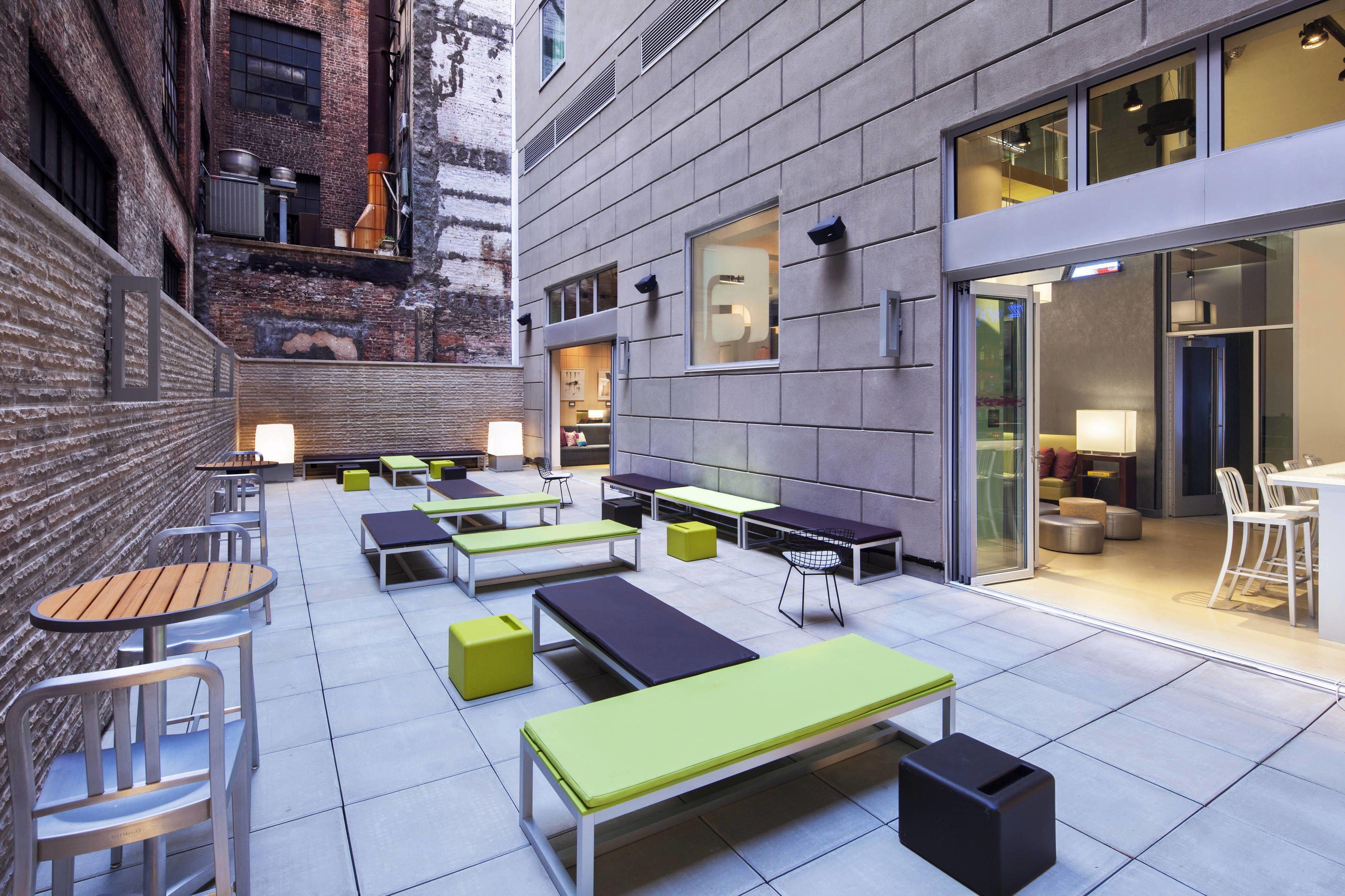Aloft By Marriott Manhattan Downtown Financial District Hotel New York