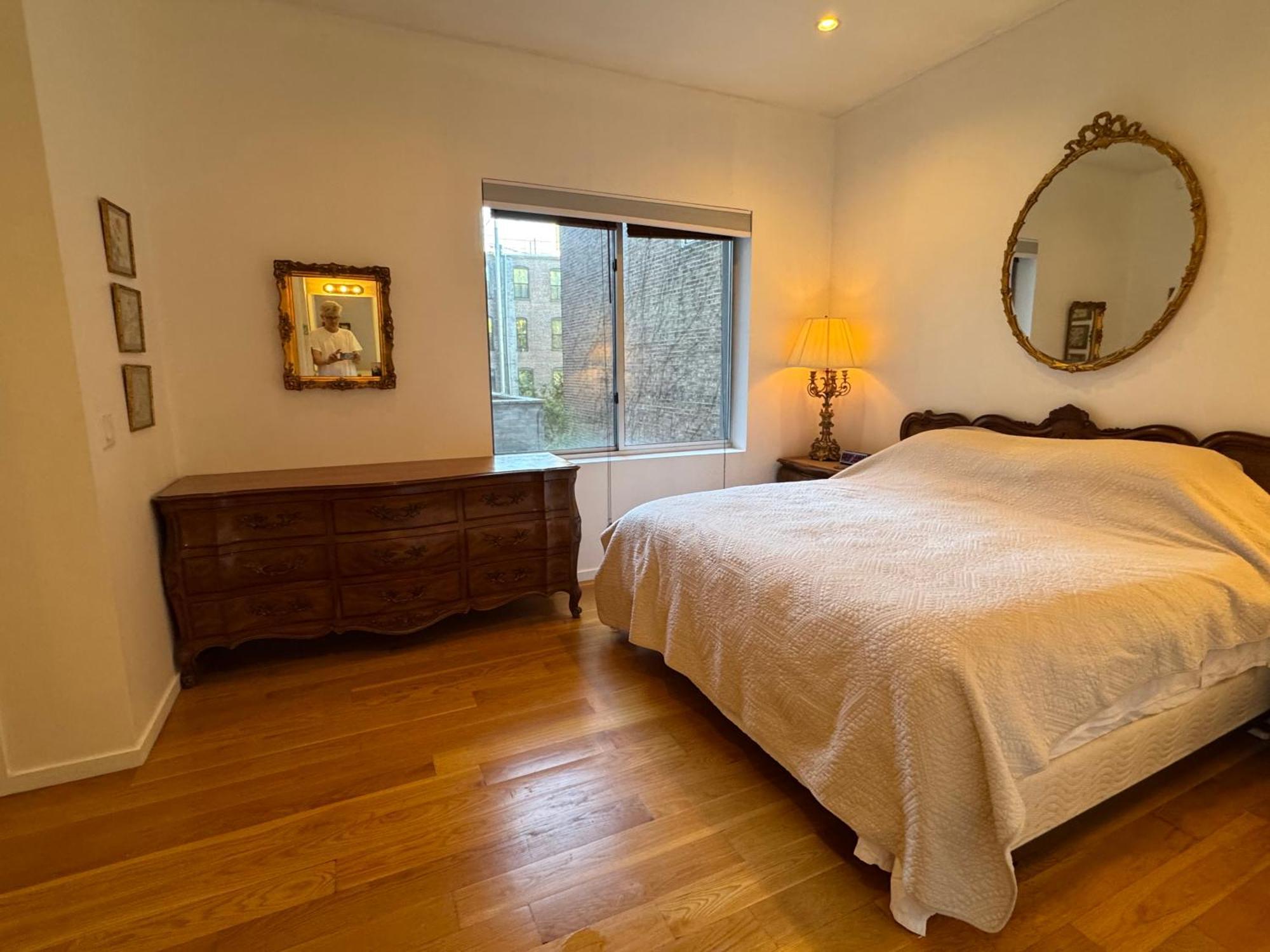 Apartment Large And Luxurious In Strivers Row *