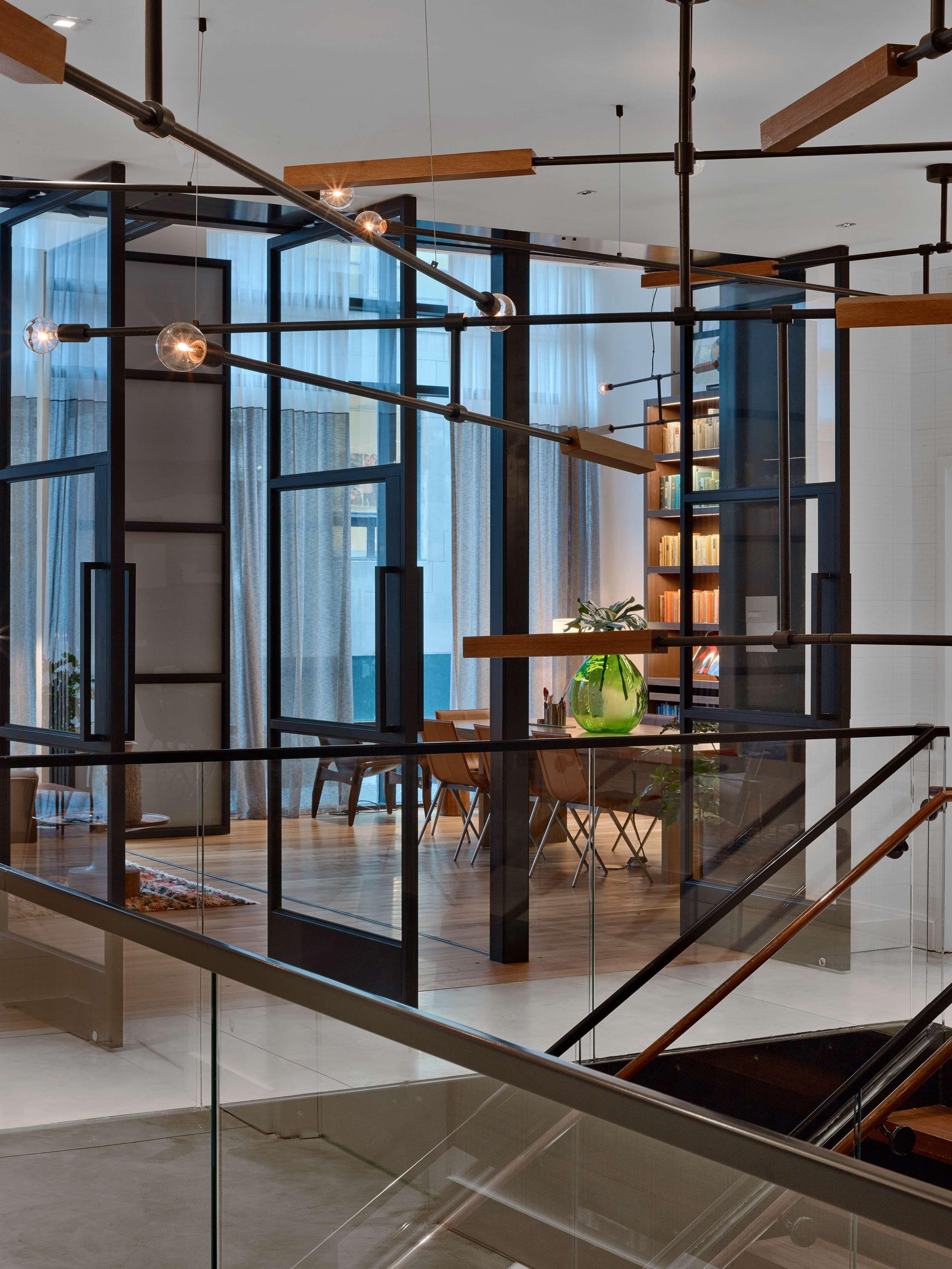 Arlo Nomad 4* New York