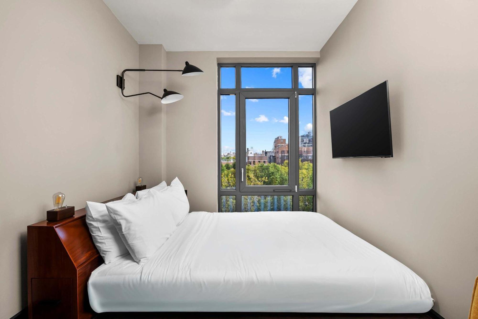 Freeman 603 By Rove Travel - With Shared Amenities Holiday home