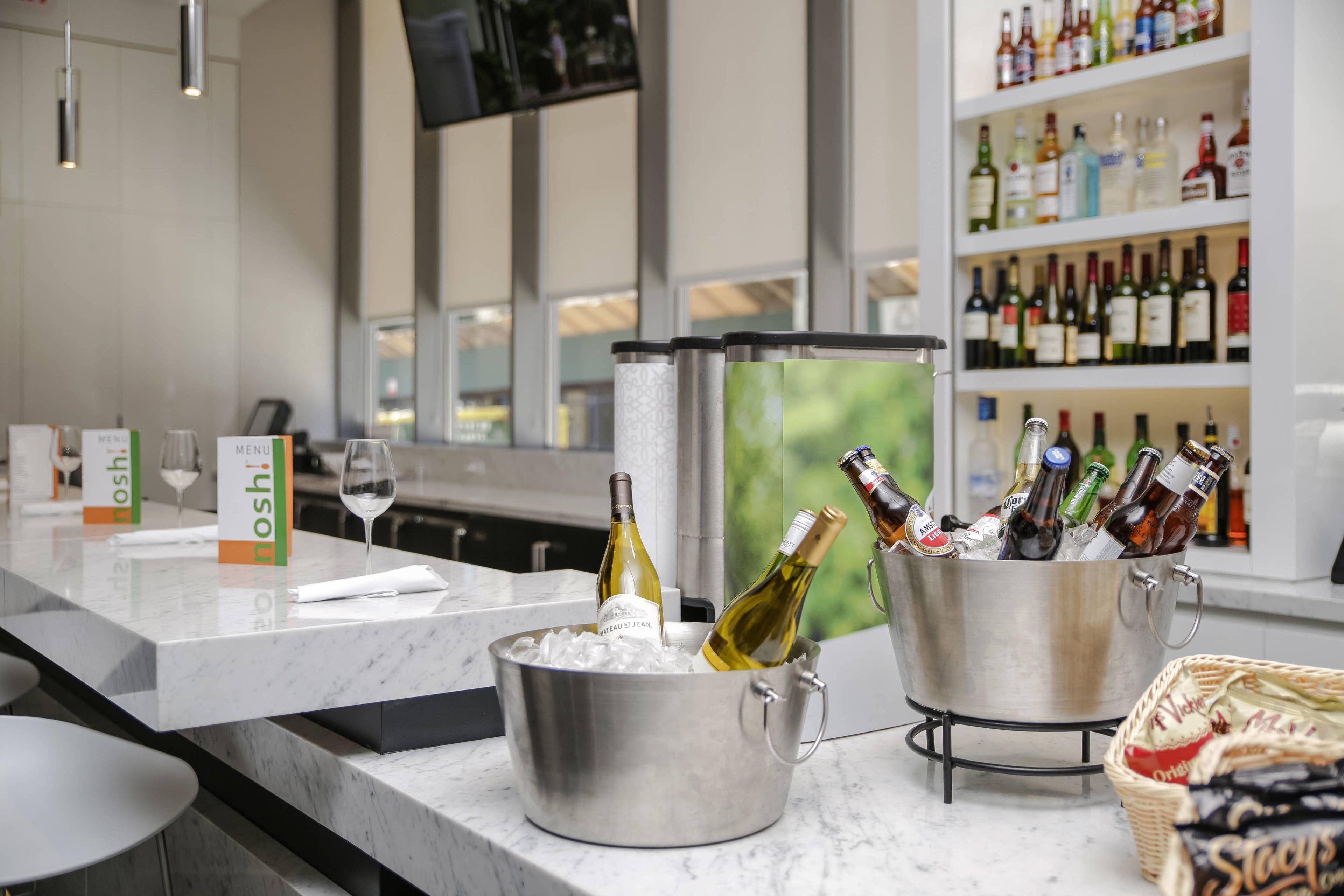 Courtyard By Marriott Long Island City/new York Manhattan View Hotel New York